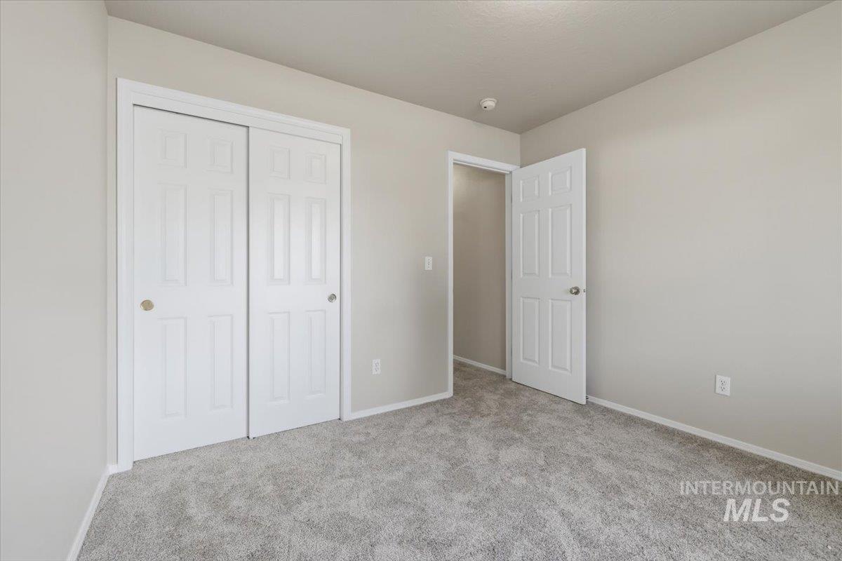 831 W Oakmont Ave, Nampa, Idaho 83686, 3 Bedrooms, 2 Bathrooms, Residential For Sale, Price $380,000,MLS 98991571