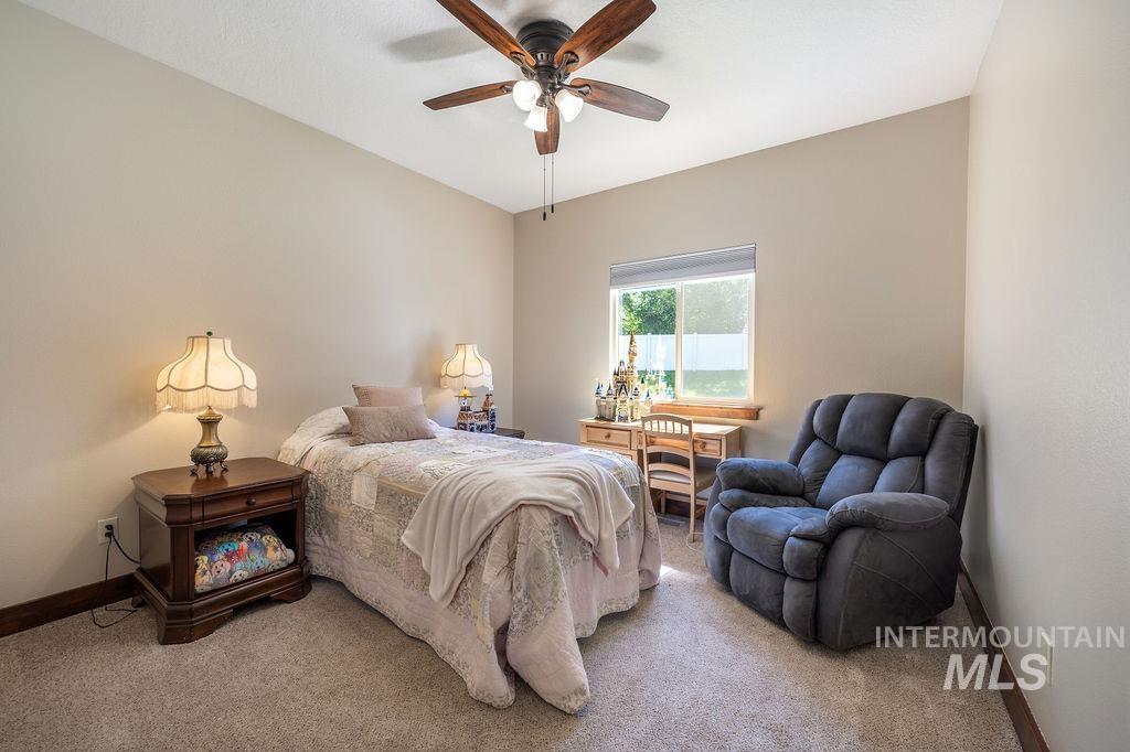296 N Clearpoint Way, Eagle, Idaho 83616, 5 Bedrooms, 3.5 Bathrooms, Residential For Sale, Price $999,999, 98991572
