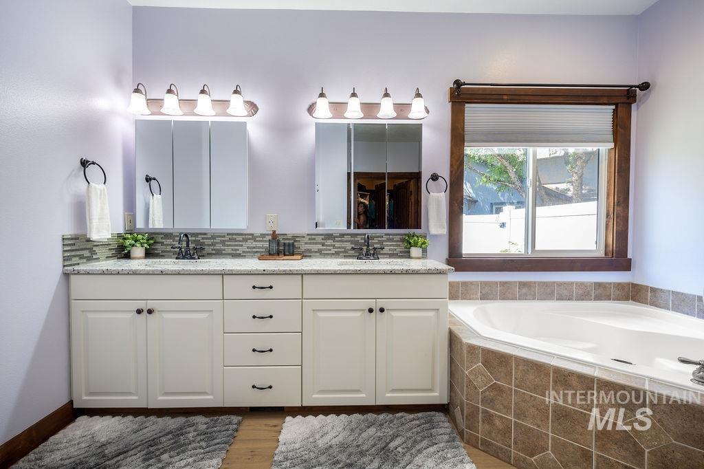 296 N Clearpoint Way, Eagle, Idaho 83616, 5 Bedrooms, 3.5 Bathrooms, Residential For Sale, Price $999,999, 98991572