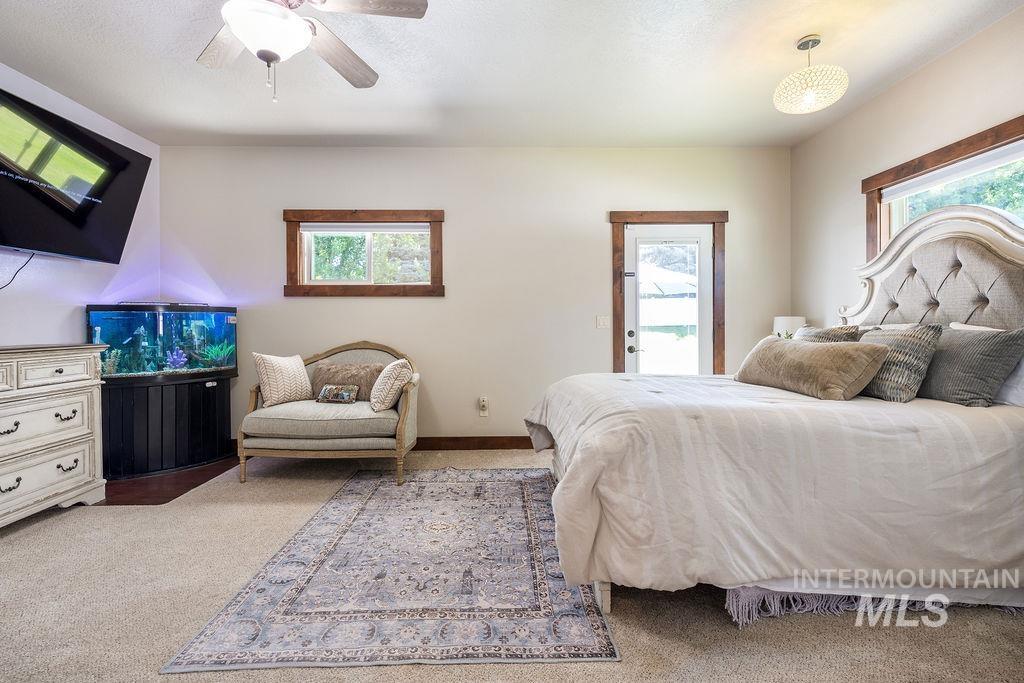 296 N Clearpoint Way, Eagle, Idaho 83616, 5 Bedrooms, 3.5 Bathrooms, Residential For Sale, Price $999,999, 98991572