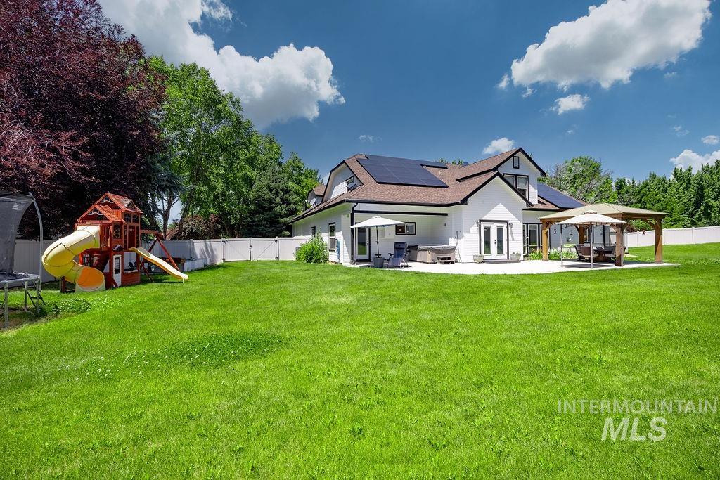 296 N Clearpoint Way, Eagle, Idaho 83616, 5 Bedrooms, 3.5 Bathrooms, Residential For Sale, Price $999,999, 98991572