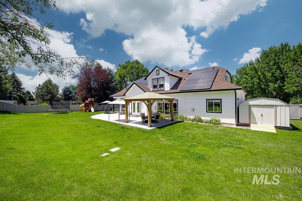 296 N Clearpoint Way, Eagle, Idaho 83616, 5 Bedrooms, 3.5 Bathrooms, Residential For Sale, Price $999,999, 98991572