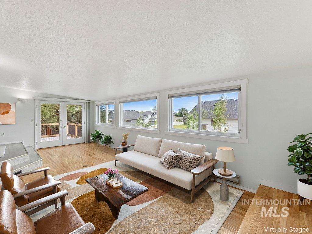 7141 W Hill Rd, Boise, Idaho 83714, 4 Bedrooms, 2 Bathrooms, Residential For Sale, Price $849,000,MLS 98991574