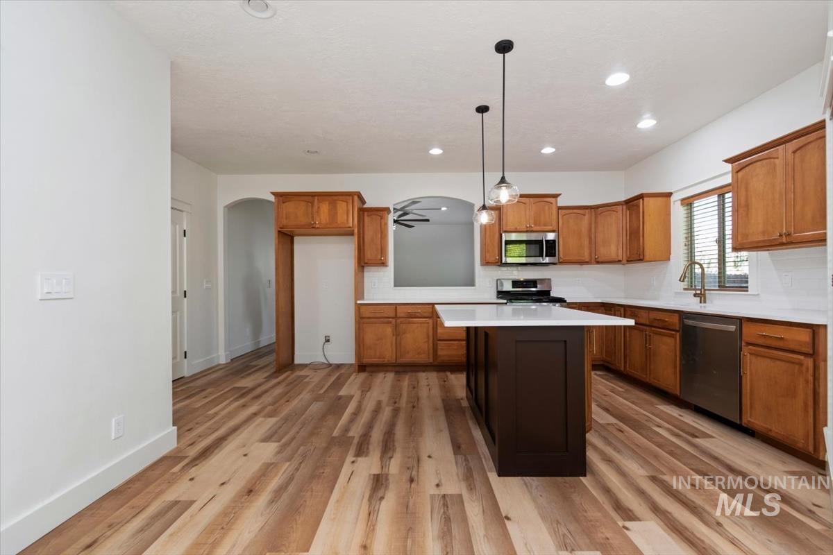 6105 S Egmont Ave., Boise, Idaho 83709, 4 Bedrooms, 2.5 Bathrooms, Residential For Sale, Price $585,000,MLS 98991576