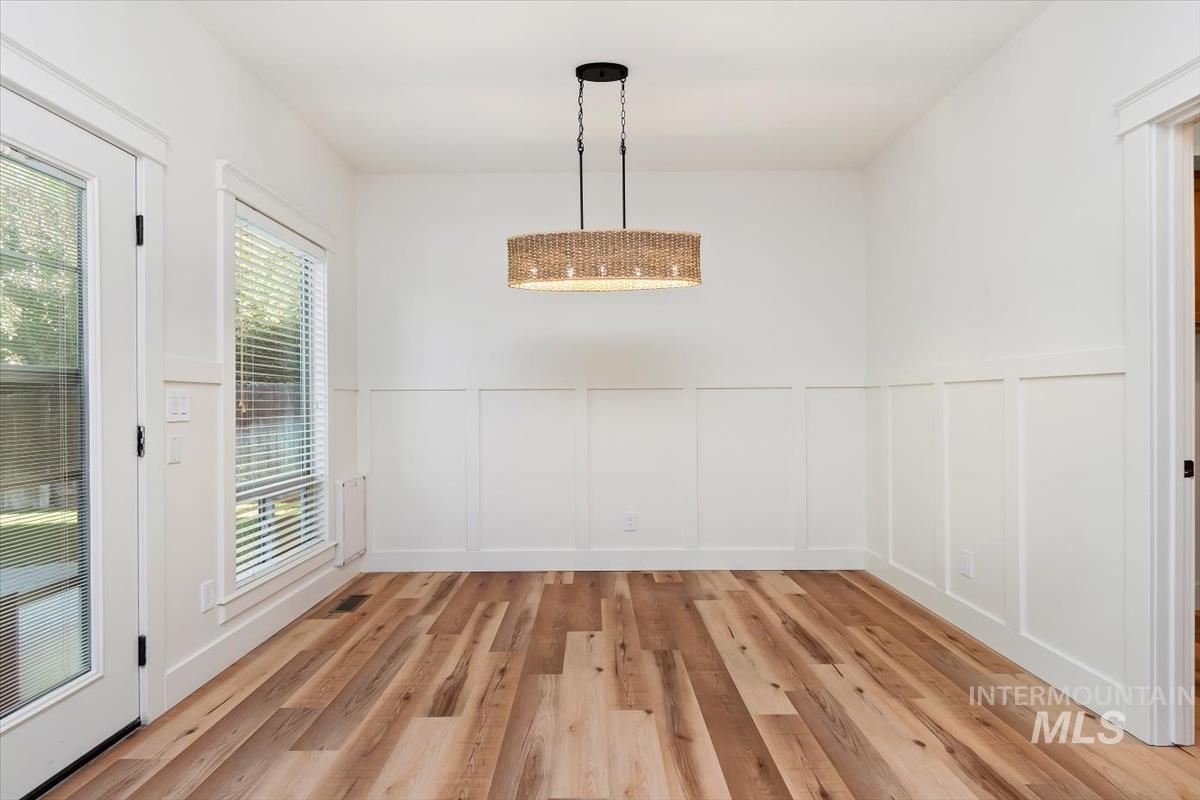 6105 S Egmont Ave., Boise, Idaho 83709, 4 Bedrooms, 2.5 Bathrooms, Residential For Sale, Price $585,000,MLS 98991576