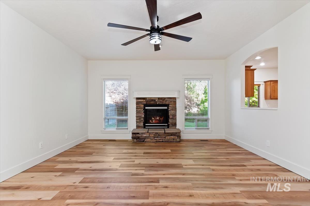 6105 S Egmont Ave., Boise, Idaho 83709, 4 Bedrooms, 2.5 Bathrooms, Residential For Sale, Price $585,000,MLS 98991576