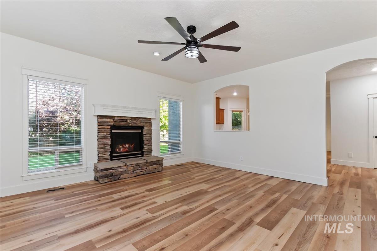 6105 S Egmont Ave., Boise, Idaho 83709, 4 Bedrooms, 2.5 Bathrooms, Residential For Sale, Price $585,000,MLS 98991576