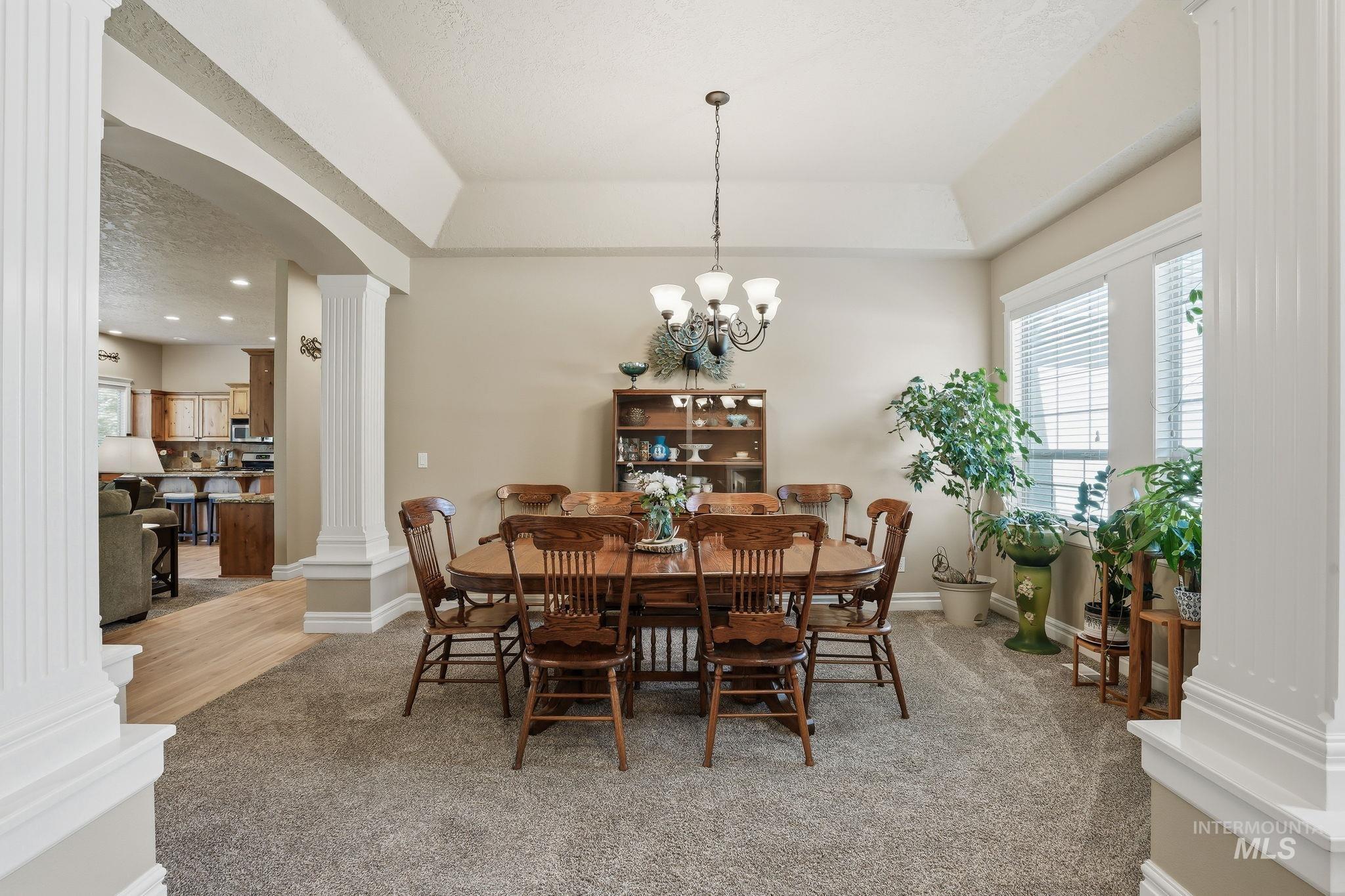 3969 N Hollymount Way, Meridian, Idaho 83646, 4 Bedrooms, 3.5 Bathrooms, Residential For Sale, Price $729,000,MLS 98991577