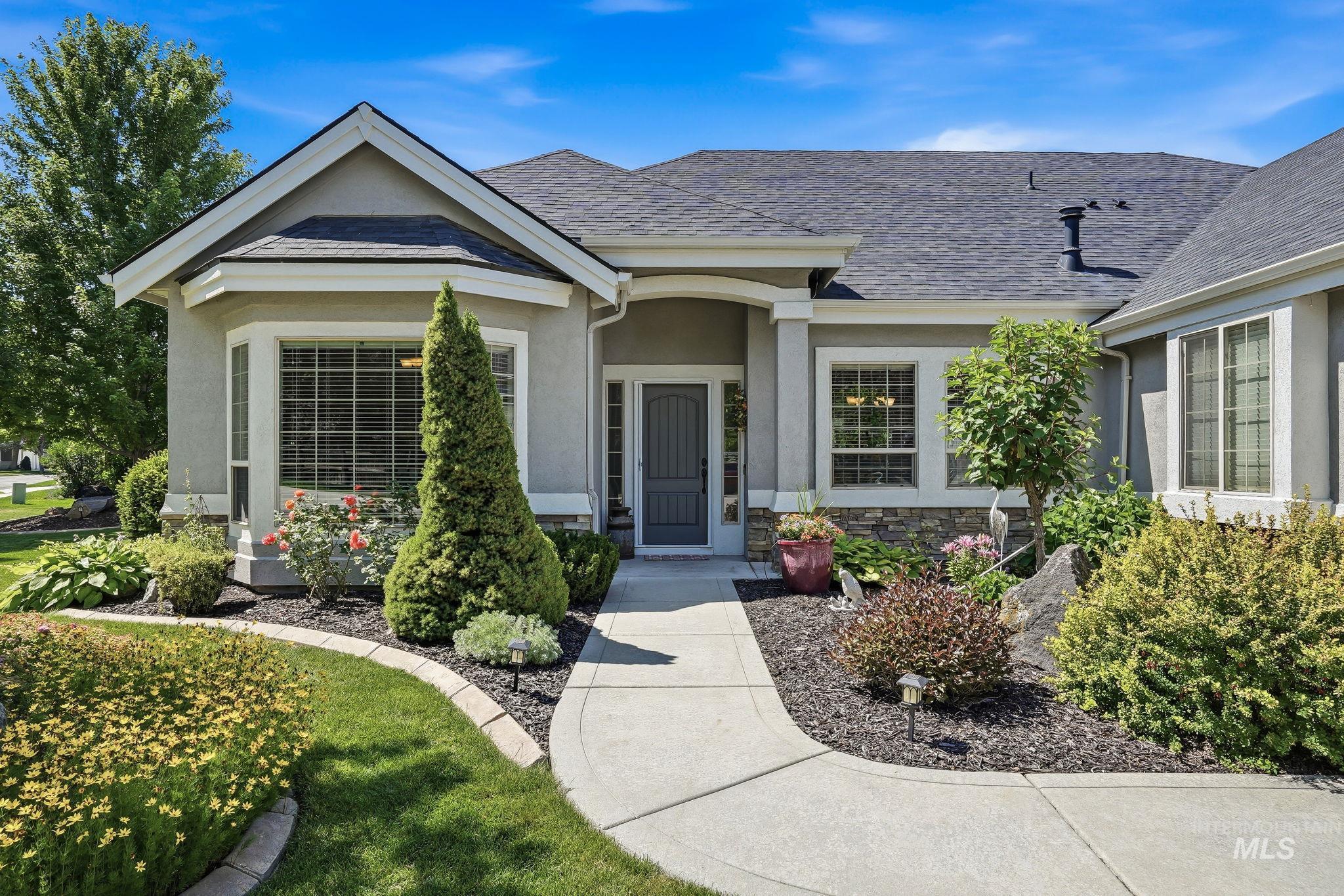 3969 N Hollymount Way, Meridian, Idaho 83646, 4 Bedrooms, 3.5 Bathrooms, Residential For Sale, Price $729,000,MLS 98991577