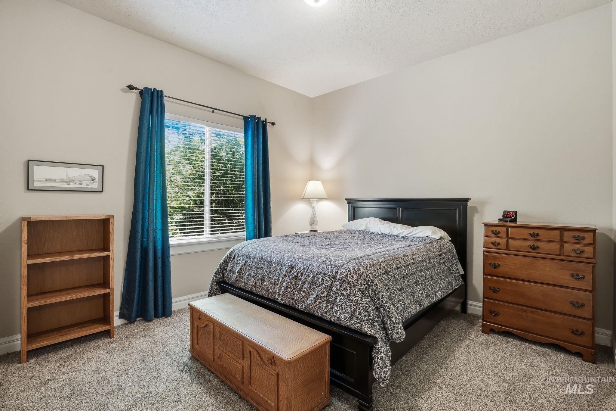3969 N Hollymount Way, Meridian, Idaho 83646, 4 Bedrooms, 3.5 Bathrooms, Residential For Sale, Price $729,000,MLS 98991577