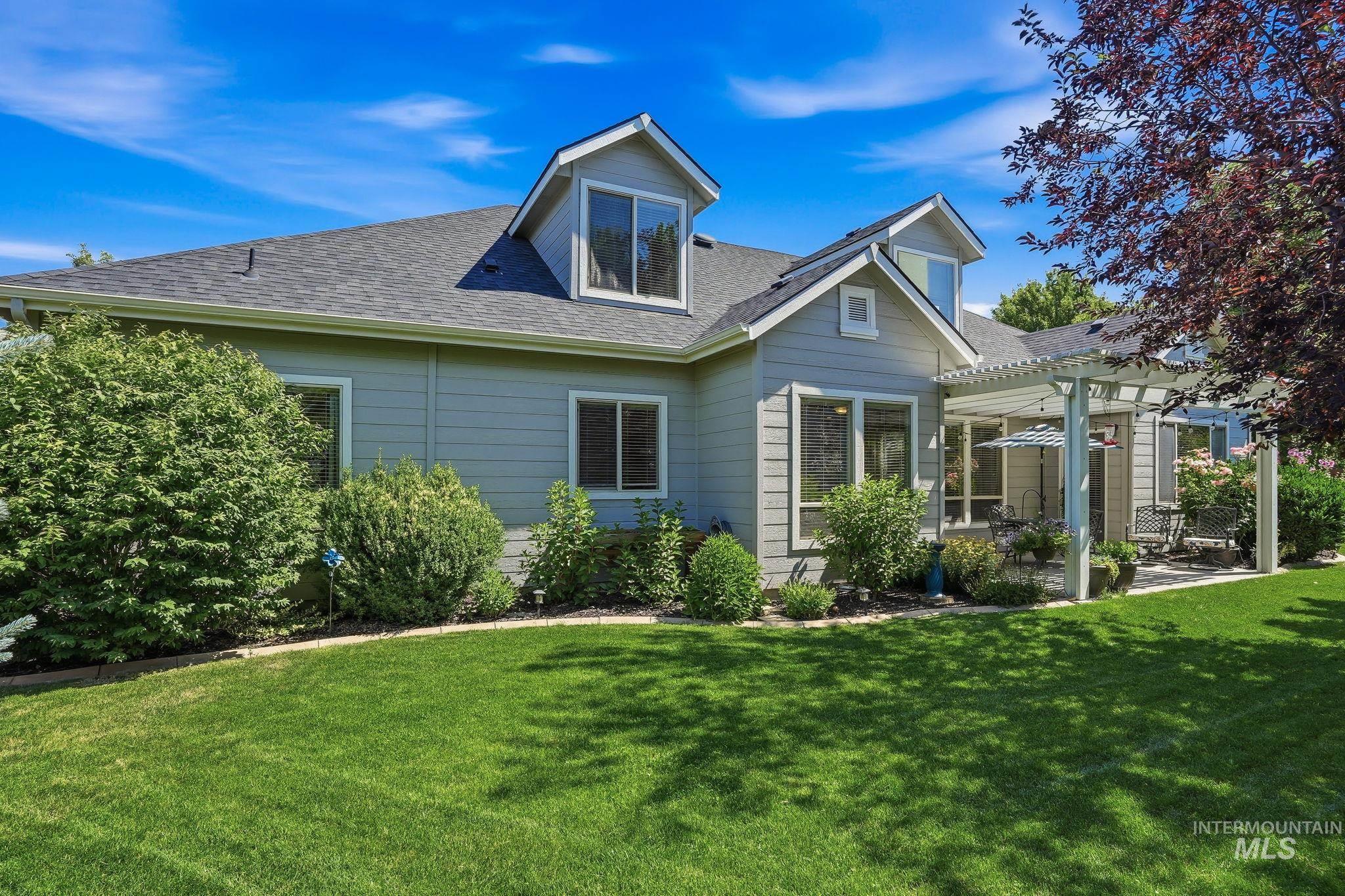 3969 N Hollymount Way, Meridian, Idaho 83646, 4 Bedrooms, 3.5 Bathrooms, Residential For Sale, Price $729,000,MLS 98991577
