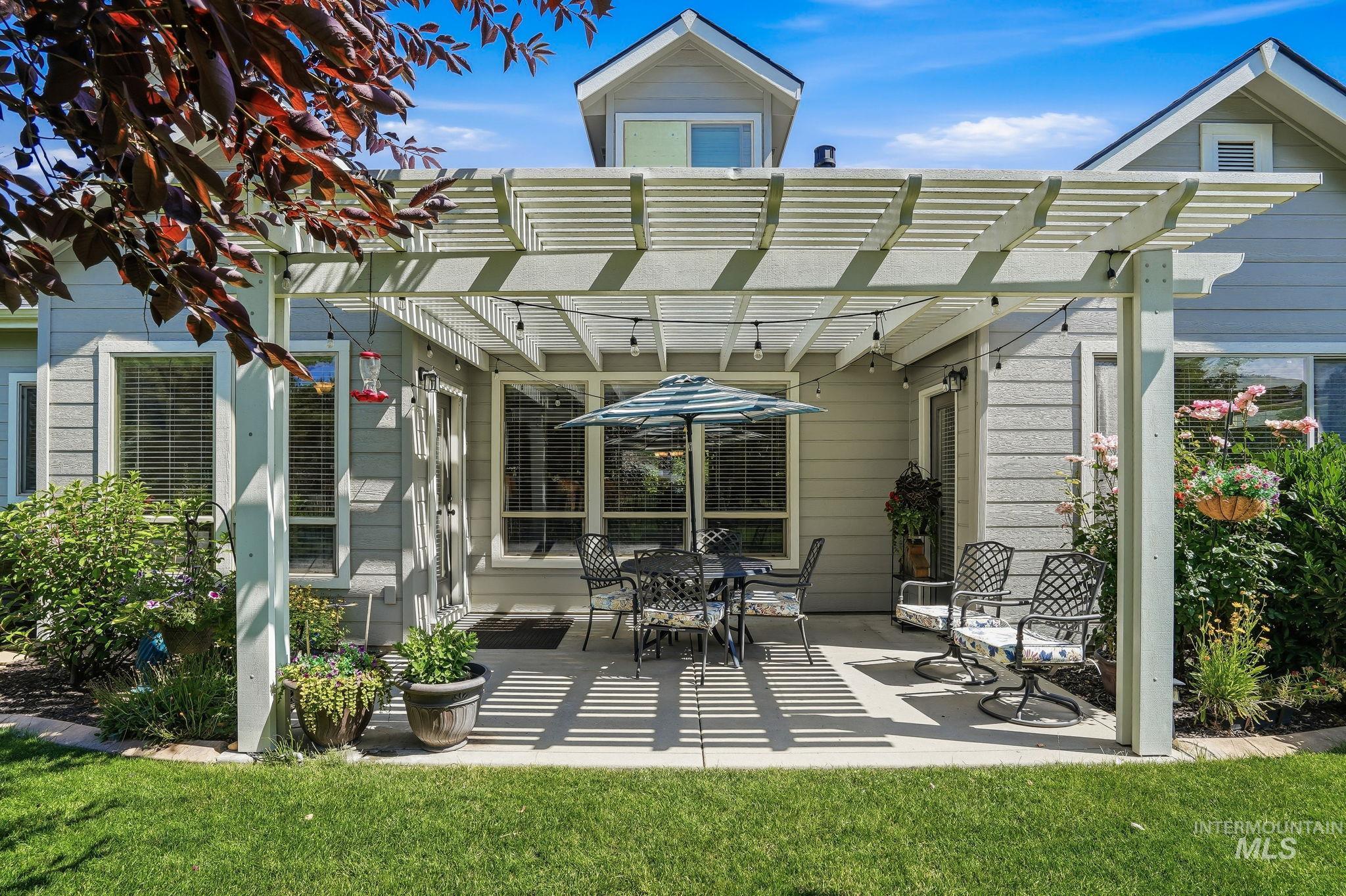3969 N Hollymount Way, Meridian, Idaho 83646, 4 Bedrooms, 3.5 Bathrooms, Residential For Sale, Price $729,000,MLS 98991577