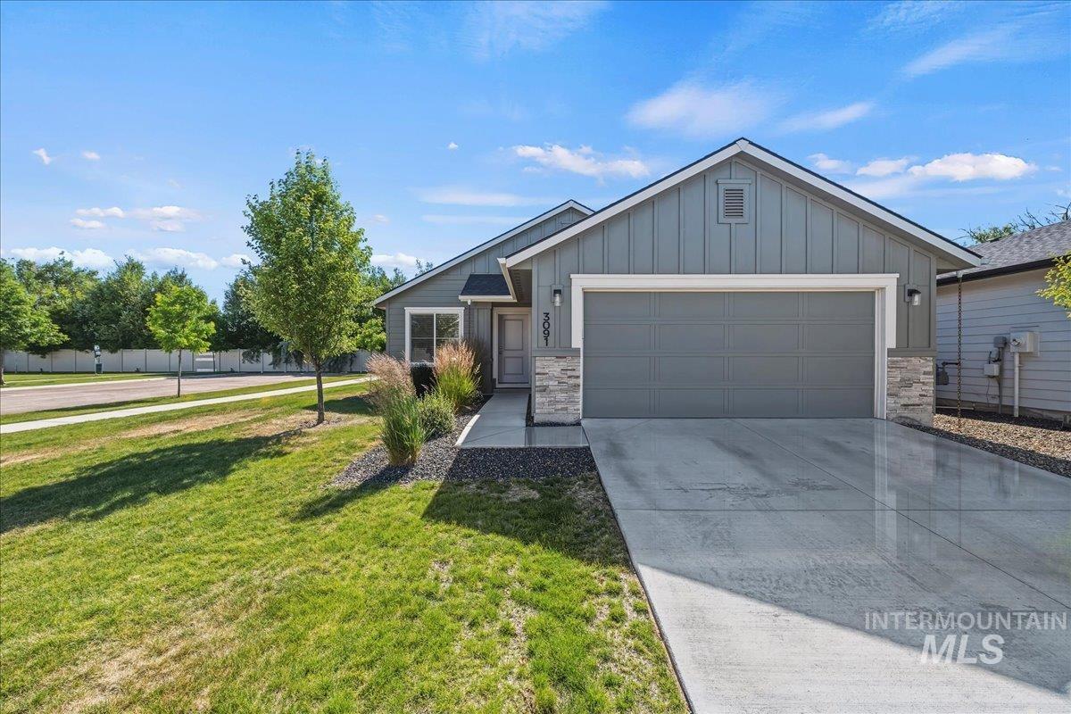 3091 S Green Forest Way, Boise, Idaho 83709, 3 Bedrooms, 2 Bathrooms, Residential For Sale, Price $434,900,MLS 98991578