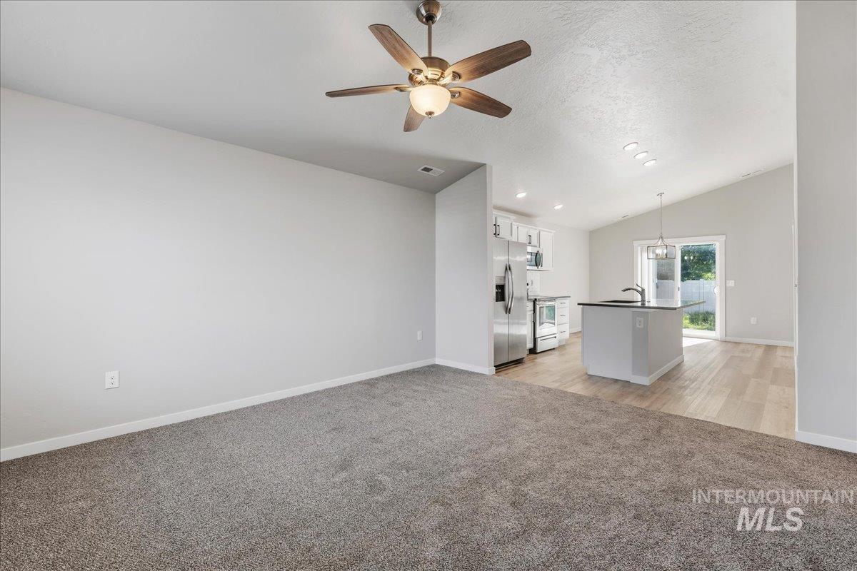 3091 S Green Forest Way, Boise, Idaho 83709, 3 Bedrooms, 2 Bathrooms, Residential For Sale, Price $434,900,MLS 98991578
