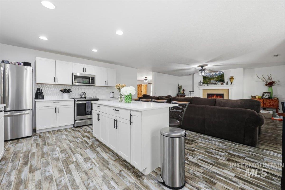 9165 W Alderberry Dr, Boise, Idaho 83709, 4 Bedrooms, 2.5 Bathrooms, Residential For Sale, Price $530,000,MLS 98991580