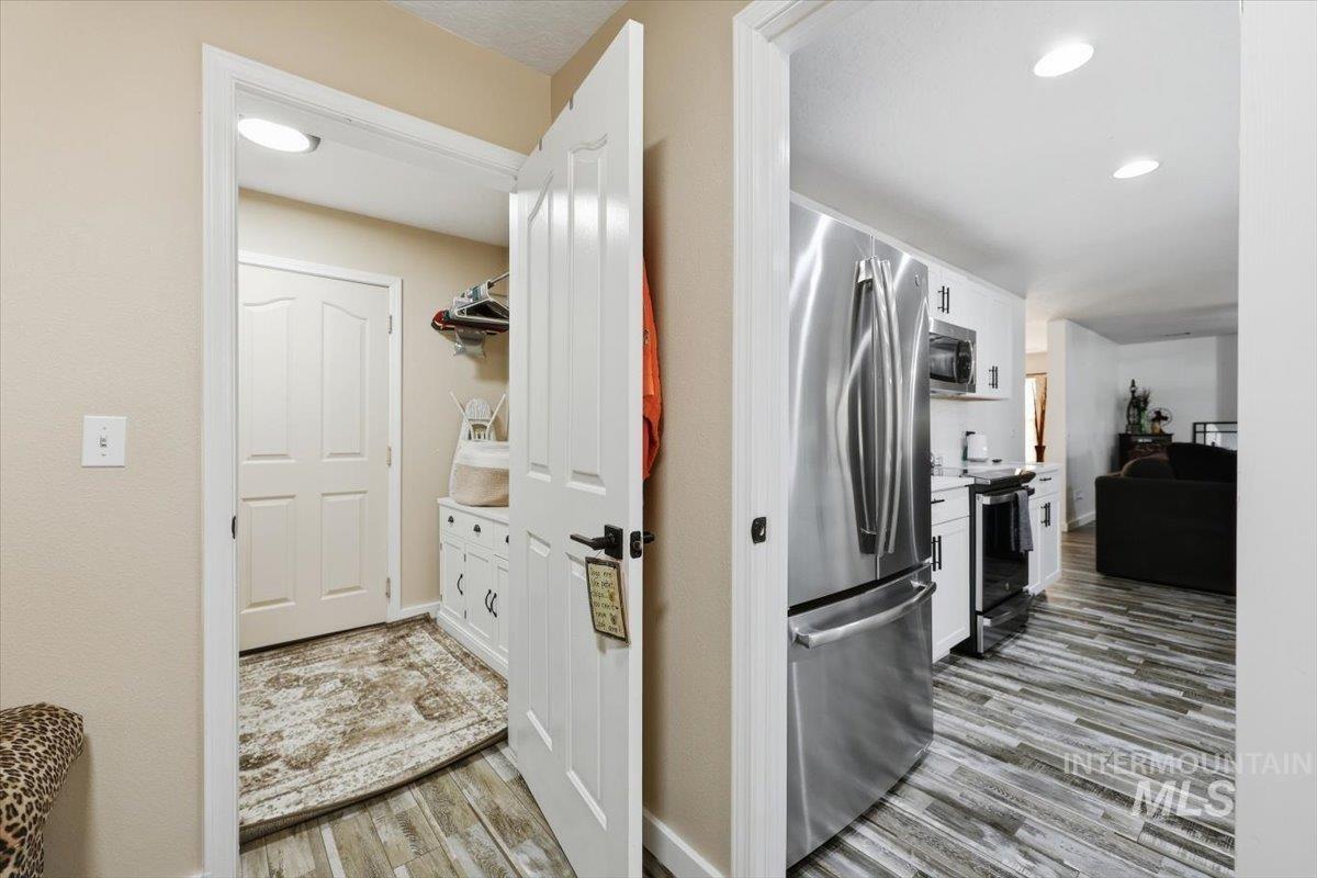 9165 W Alderberry Dr, Boise, Idaho 83709, 4 Bedrooms, 2.5 Bathrooms, Residential For Sale, Price $530,000,MLS 98991580