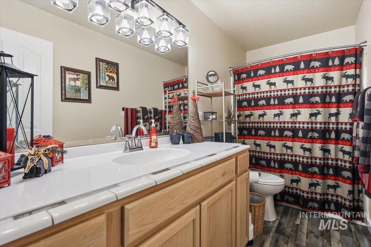 9165 W Alderberry Dr, Boise, Idaho 83709, 4 Bedrooms, 2.5 Bathrooms, Residential For Sale, Price $530,000,MLS 98991580
