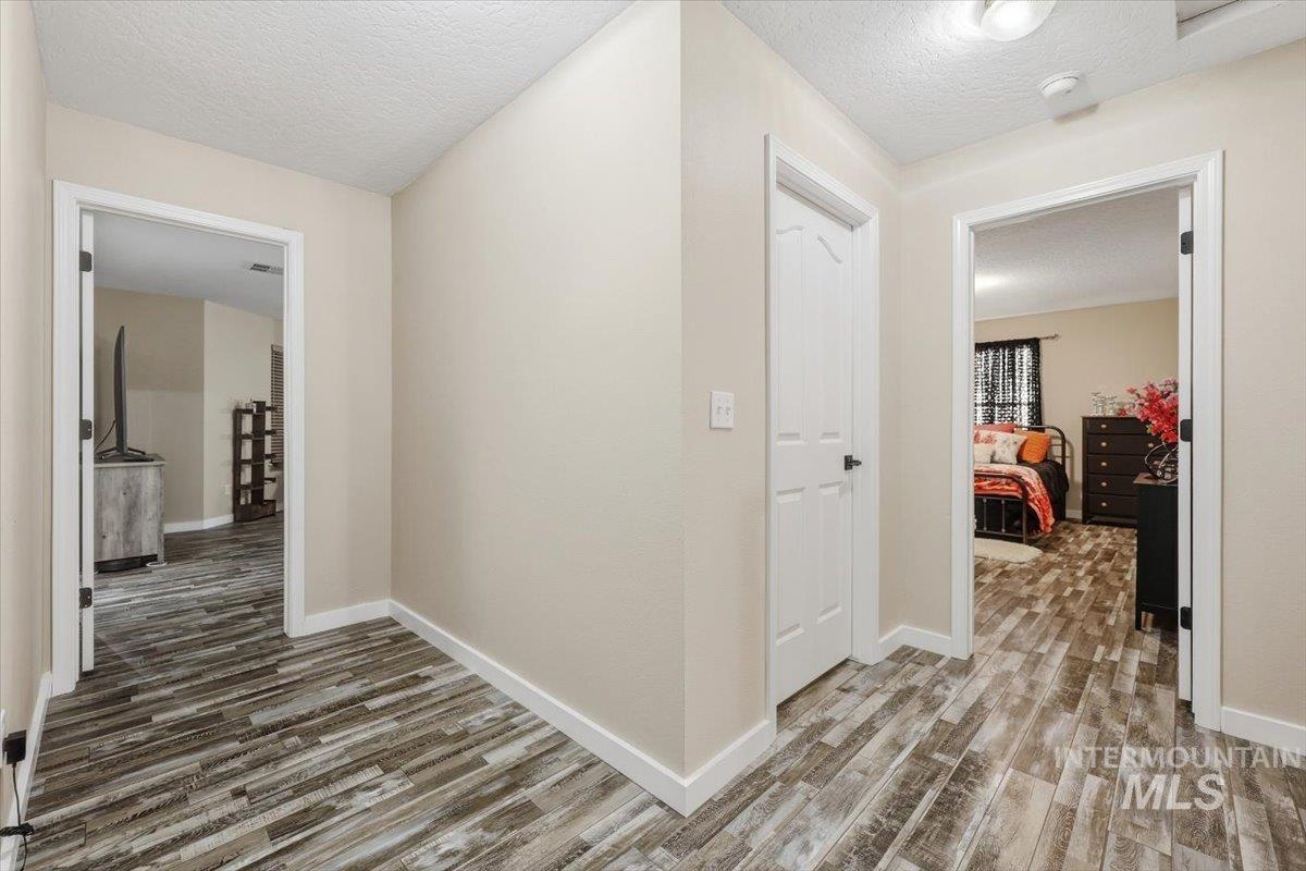 9165 W Alderberry Dr, Boise, Idaho 83709, 4 Bedrooms, 2.5 Bathrooms, Residential For Sale, Price $530,000,MLS 98991580
