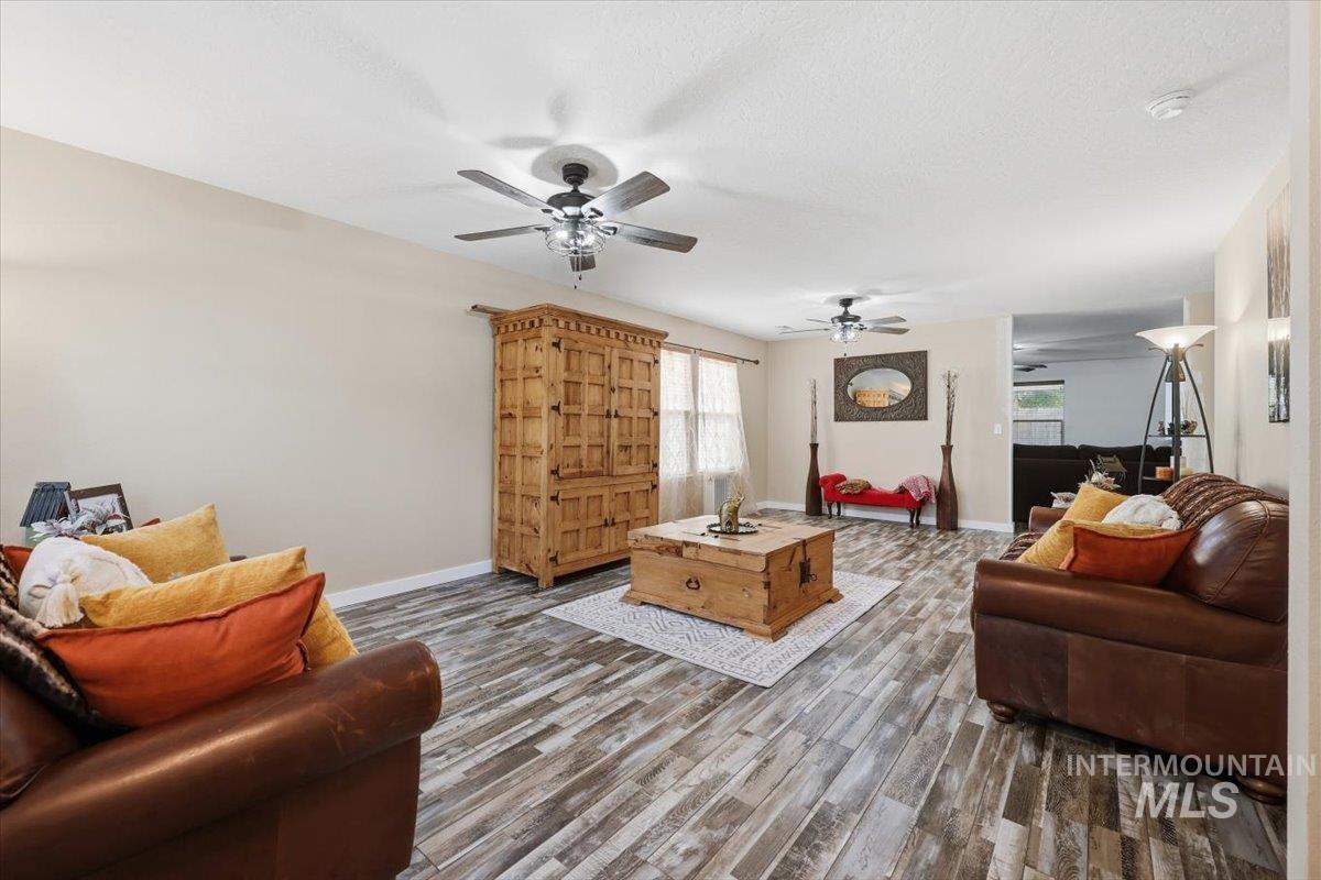 9165 W Alderberry Dr, Boise, Idaho 83709, 4 Bedrooms, 2.5 Bathrooms, Residential For Sale, Price $530,000,MLS 98991580
