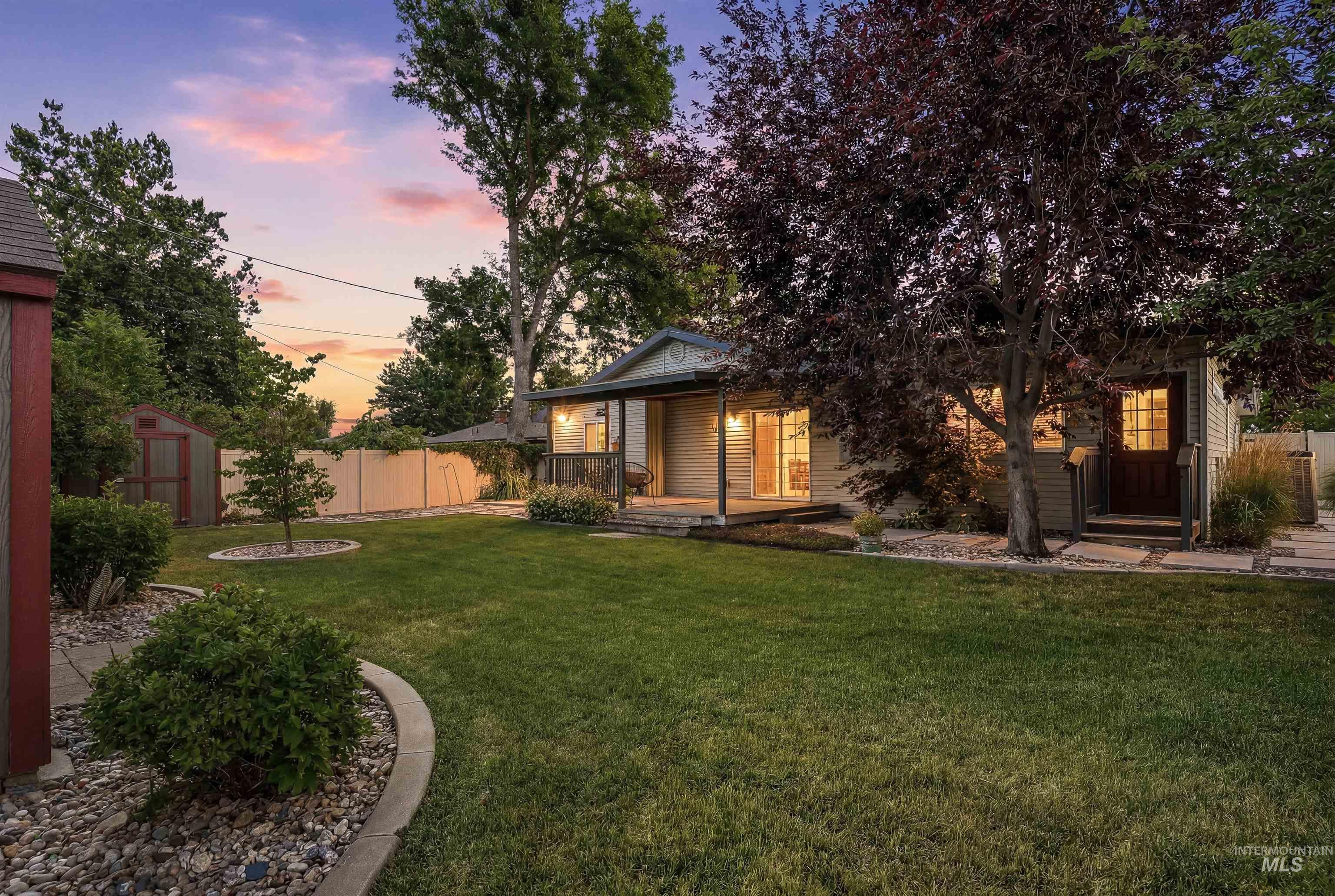 5702 W Freemont St, Boise, Idaho 83706, 4 Bedrooms, 2 Bathrooms, Residential For Sale, Price $499,900,MLS 98991582