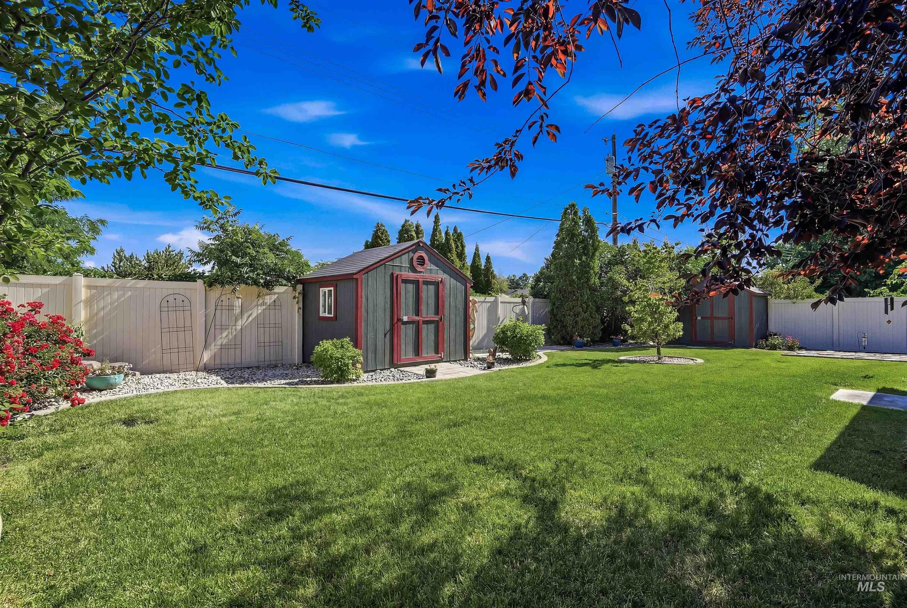 5702 W Freemont St, Boise, Idaho 83706, 4 Bedrooms, 2 Bathrooms, Residential For Sale, Price $499,900,MLS 98991582