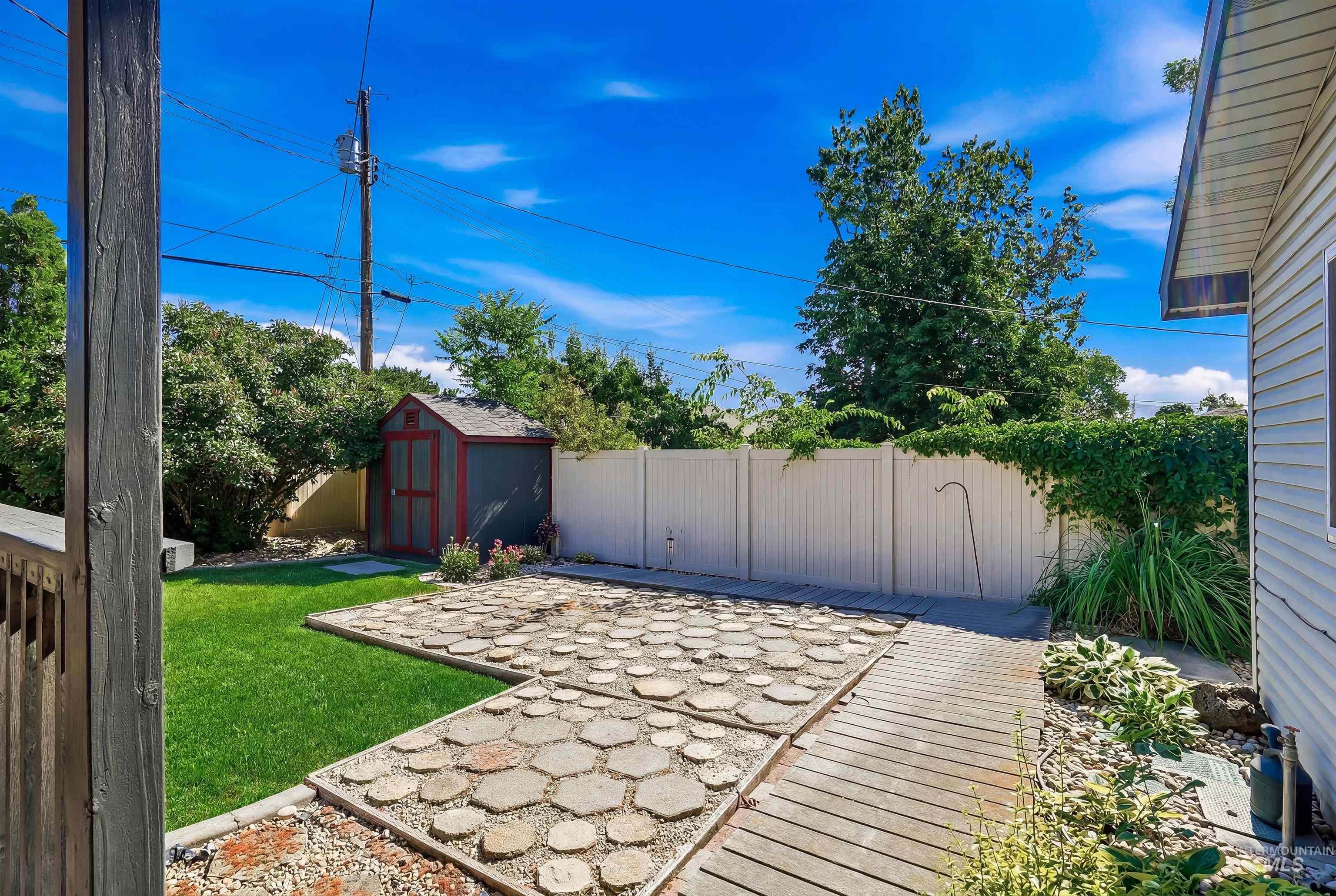 5702 W Freemont St, Boise, Idaho 83706, 4 Bedrooms, 2 Bathrooms, Residential For Sale, Price $499,900,MLS 98991582