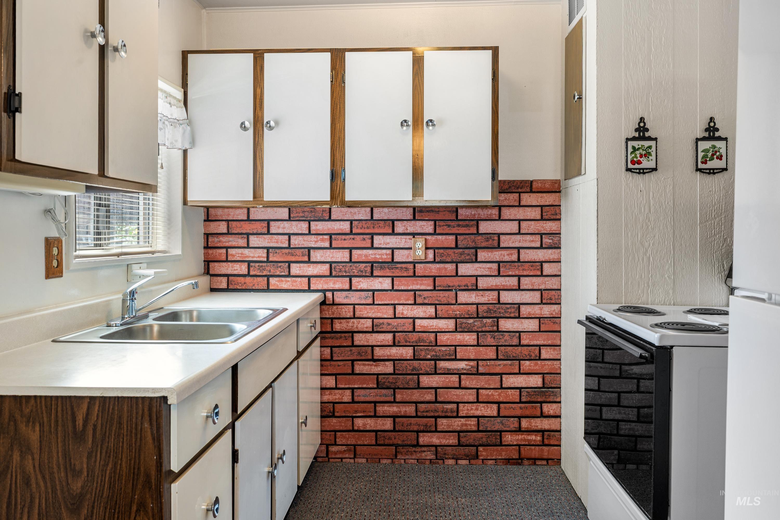 422 7th St, Clarkston, Washington 99403, 1 Bedroom, 1 Bathroom, Residential For Sale, Price $225,000, 98991583