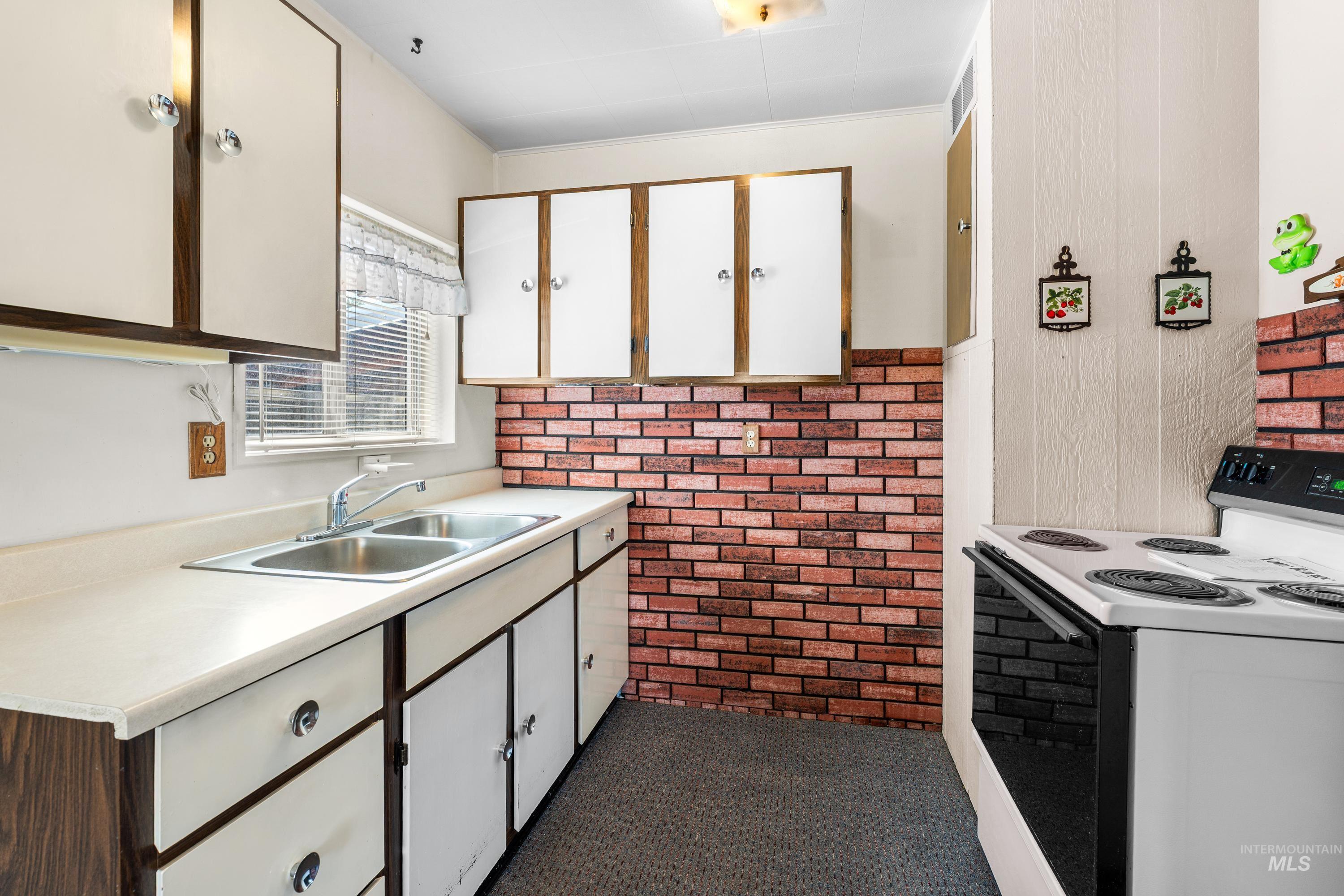 422 7th St, Clarkston, Washington 99403, 1 Bedroom, 1 Bathroom, Residential For Sale, Price $225,000, 98991583