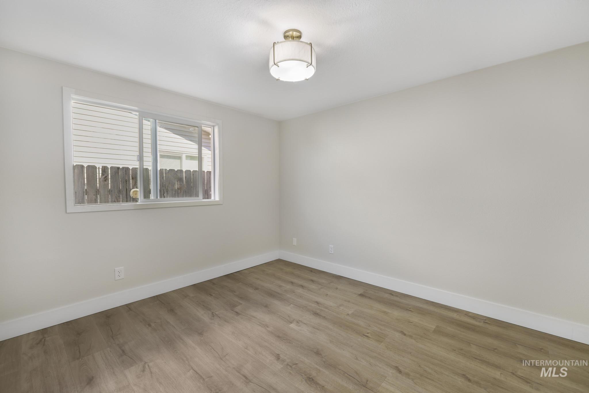 285 El Camino, Twin Falls, Idaho 83301, 2 Bedrooms, 1 Bathroom, Residential For Sale, Price $290,000,MLS 98991586
