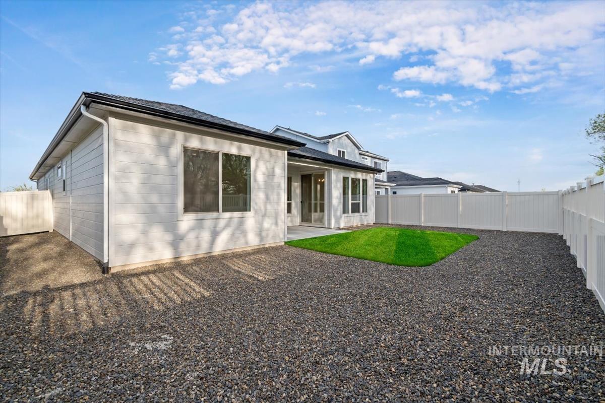 881 S Contusion Ave., Nampa, Idaho 83687, 3 Bedrooms, 2 Bathrooms, Residential For Sale, Price $524,880,MLS 98991590