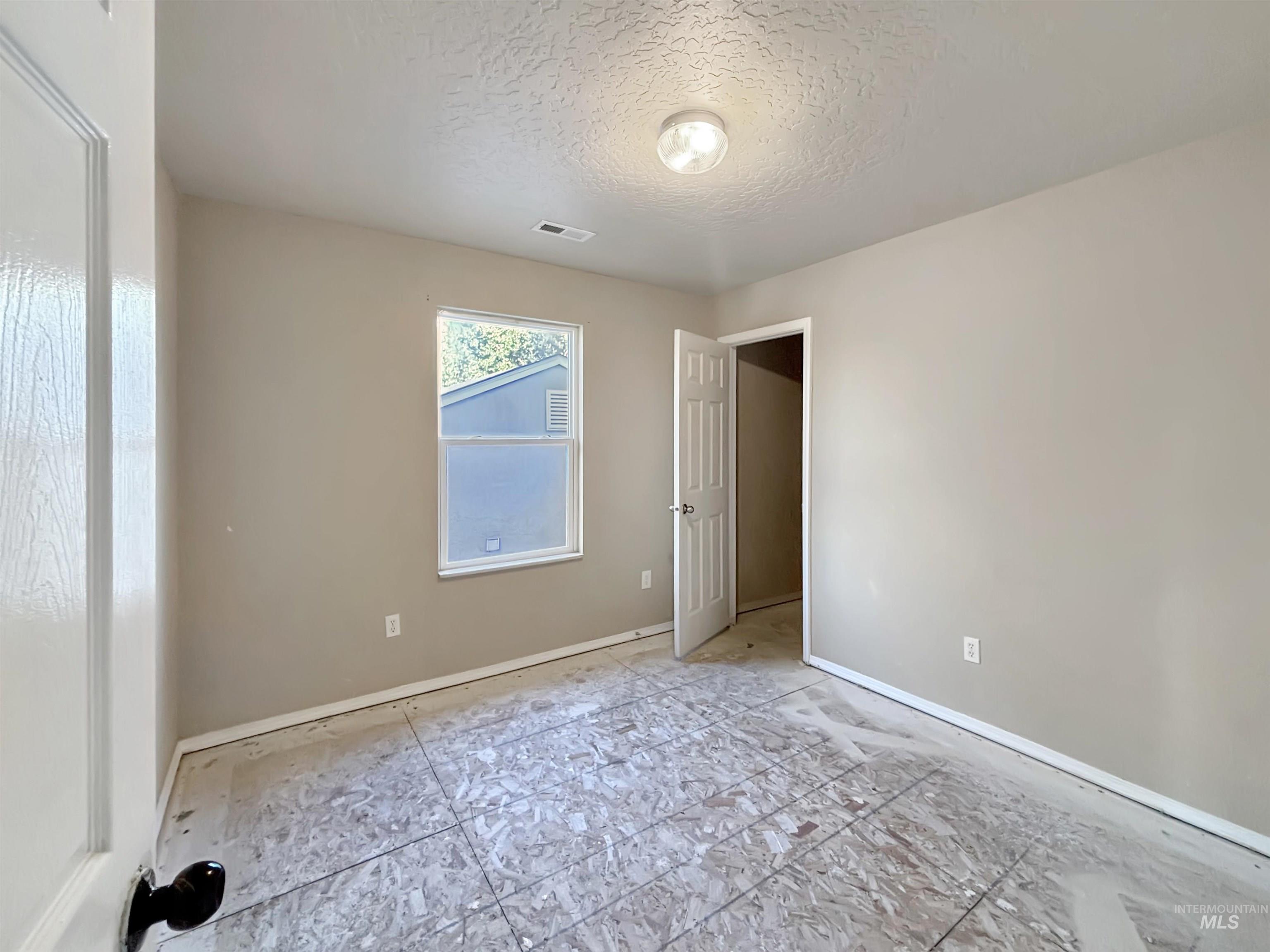 118 Parkland Way, Caldwell, Idaho 83605, 5 Bedrooms, 2.5 Bathrooms, Residential For Sale, Price $379,900,MLS 98991592