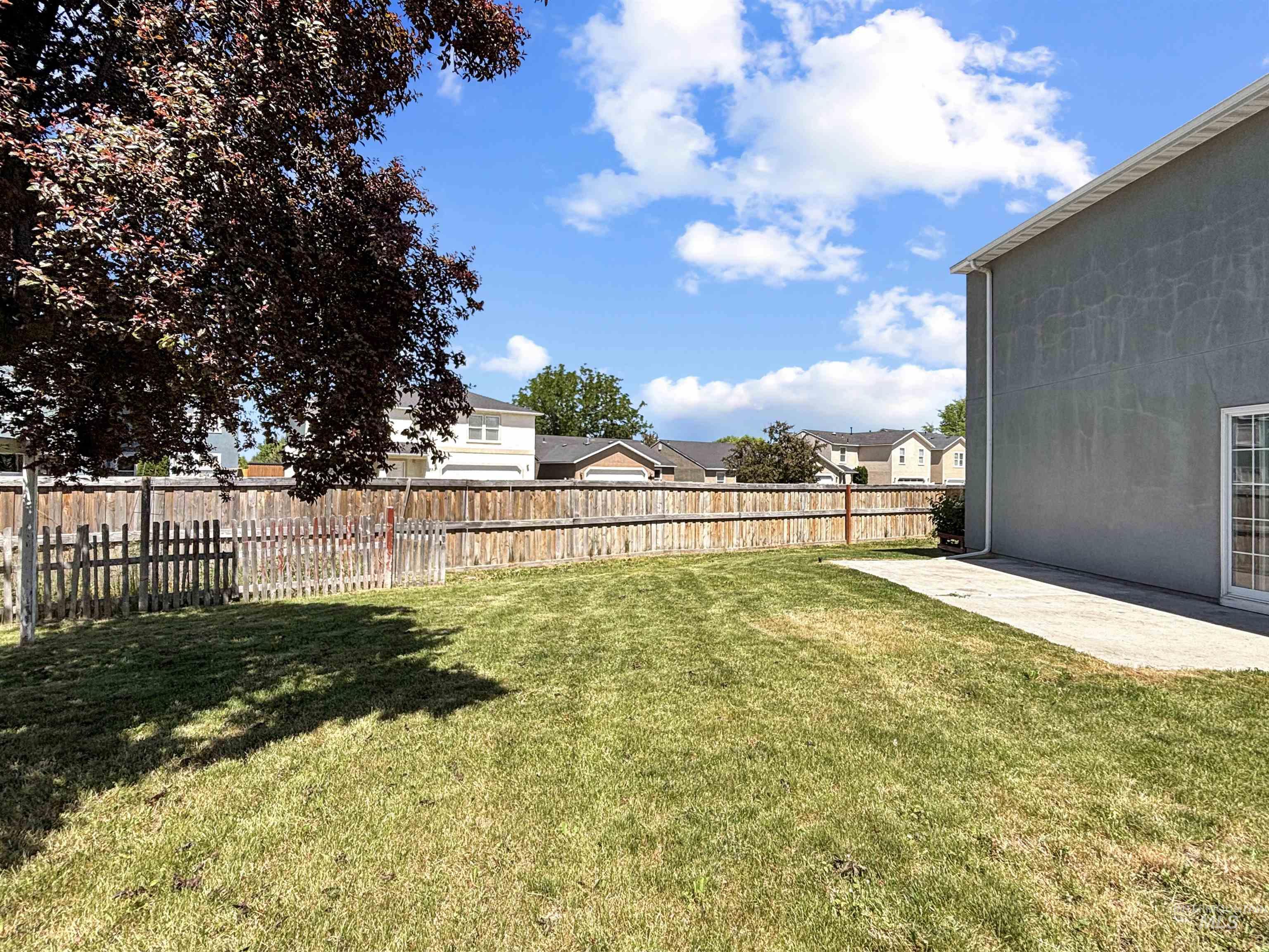 118 Parkland Way, Caldwell, Idaho 83605, 5 Bedrooms, 2.5 Bathrooms, Residential For Sale, Price $379,900,MLS 98991592