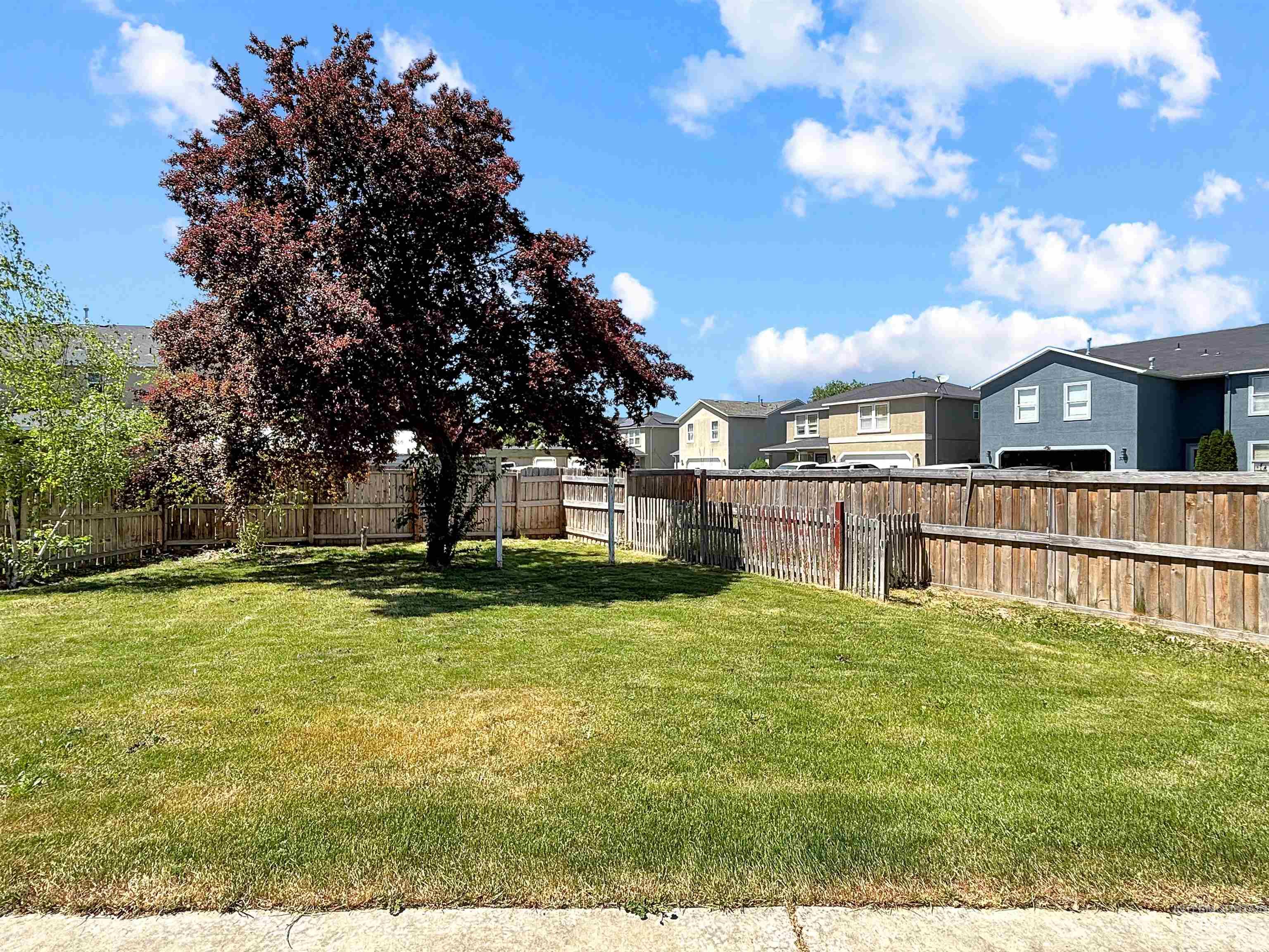 118 Parkland Way, Caldwell, Idaho 83605, 5 Bedrooms, 2.5 Bathrooms, Residential For Sale, Price $379,900,MLS 98991592