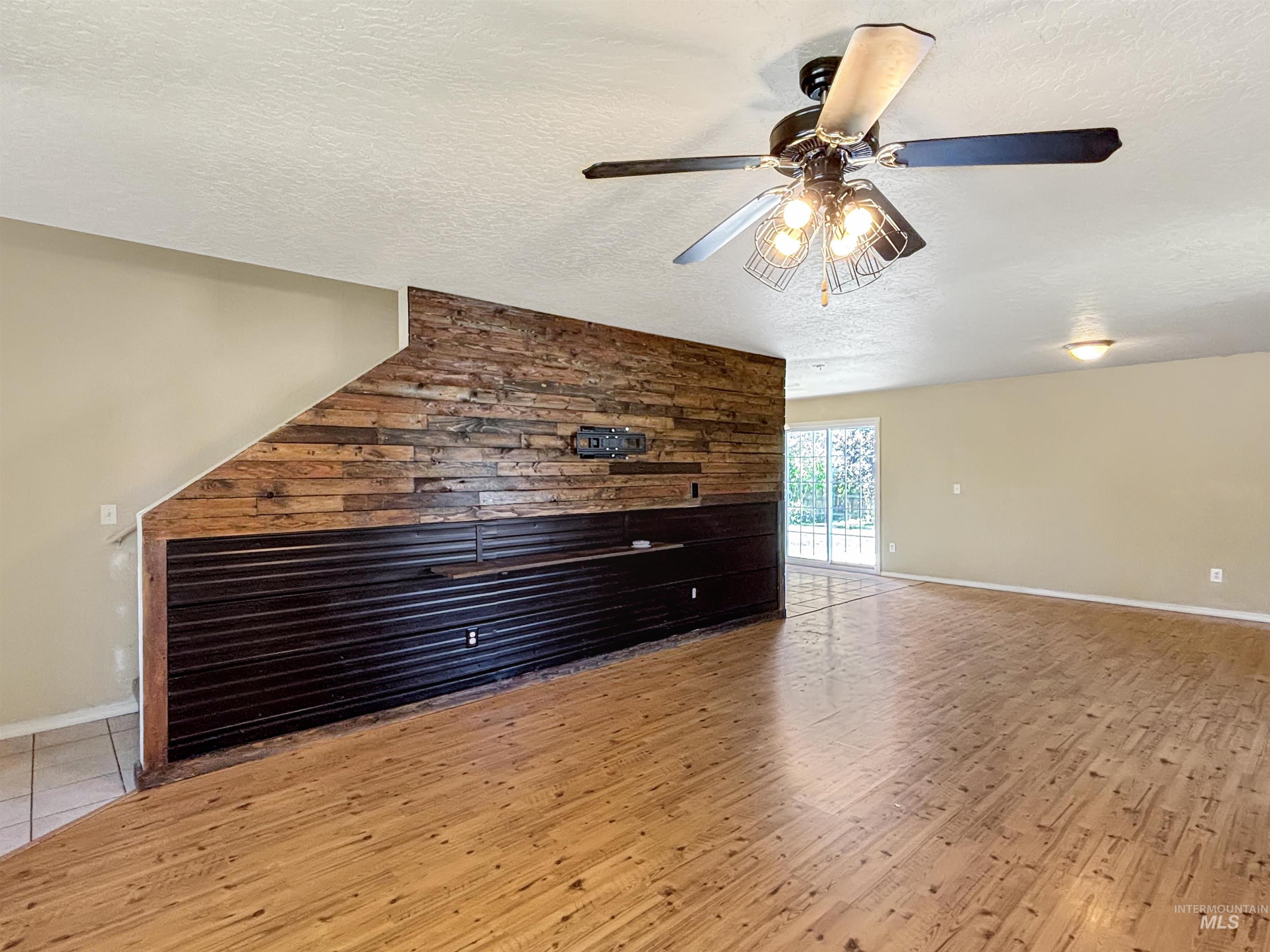 118 Parkland Way, Caldwell, Idaho 83605, 5 Bedrooms, 2.5 Bathrooms, Residential For Sale, Price $379,900,MLS 98991592