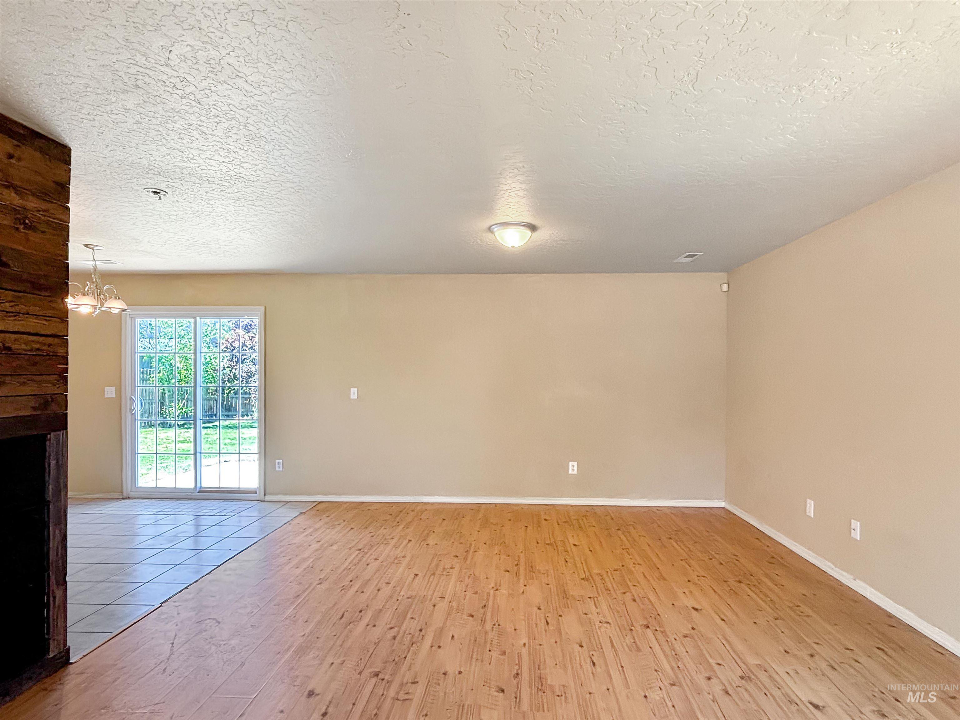 118 Parkland Way, Caldwell, Idaho 83605, 5 Bedrooms, 2.5 Bathrooms, Residential For Sale, Price $379,900,MLS 98991592