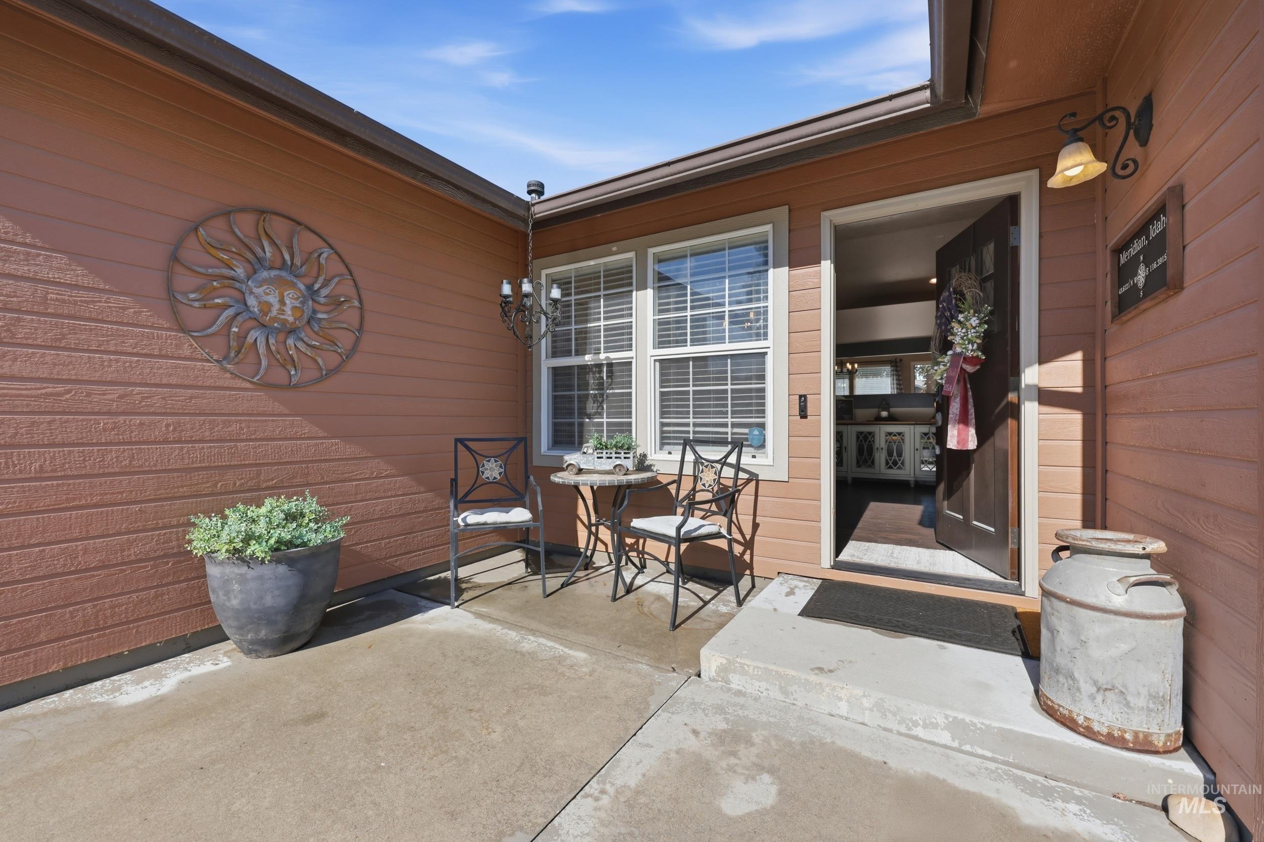 1317 N Shreveport, Meridian, Idaho 83642, 3 Bedrooms, 2 Bathrooms, Residential For Sale, Price $430,000,MLS 98991593