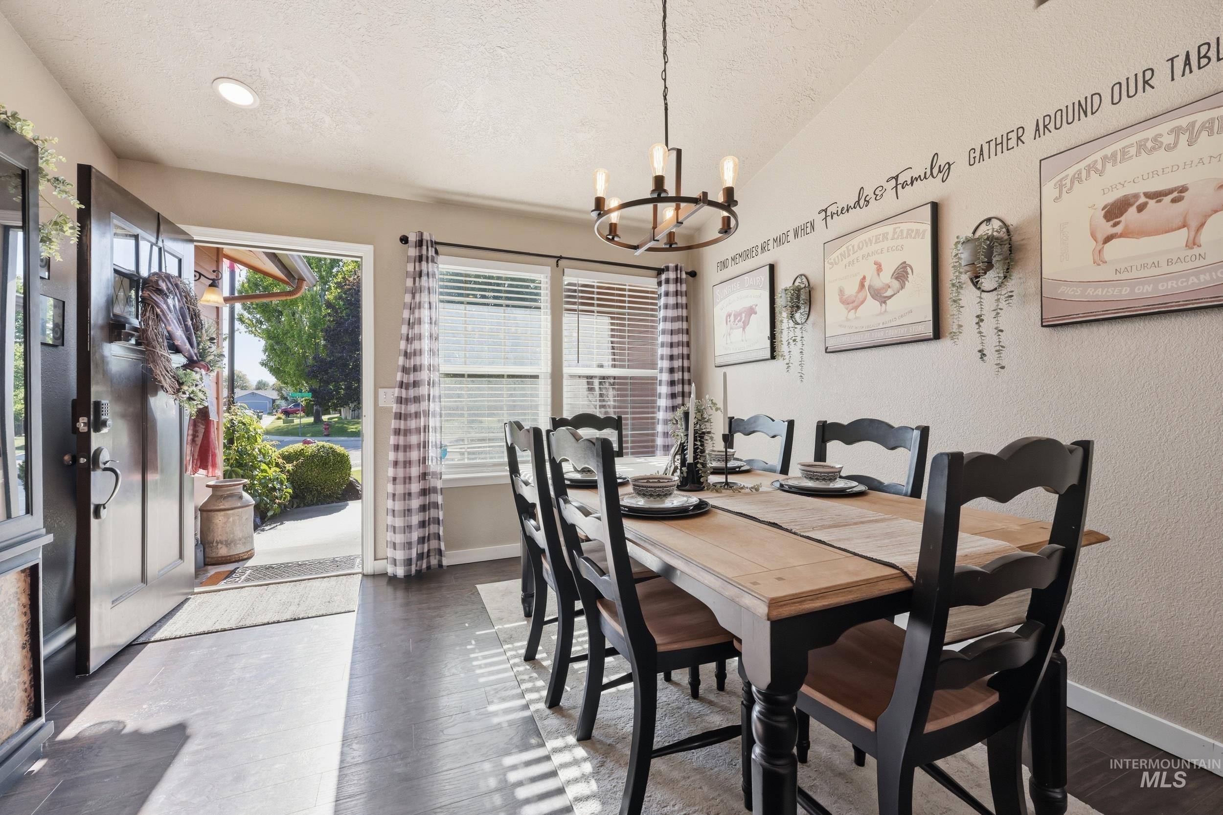 1317 N Shreveport, Meridian, Idaho 83642, 3 Bedrooms, 2 Bathrooms, Residential For Sale, Price $430,000,MLS 98991593