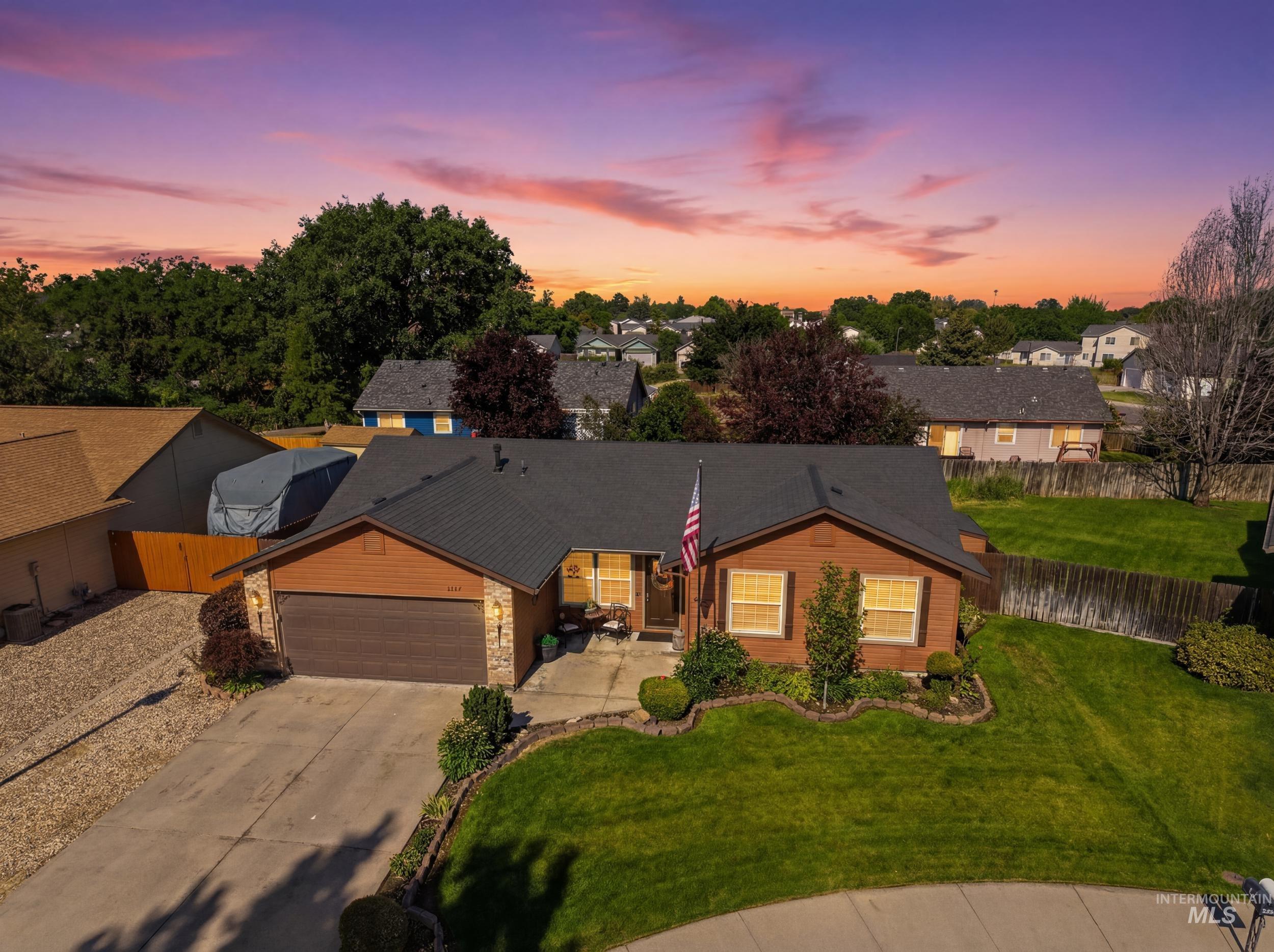 1317 N Shreveport, Meridian, Idaho 83642, 3 Bedrooms, 2 Bathrooms, Residential For Sale, Price $430,000,MLS 98991593
