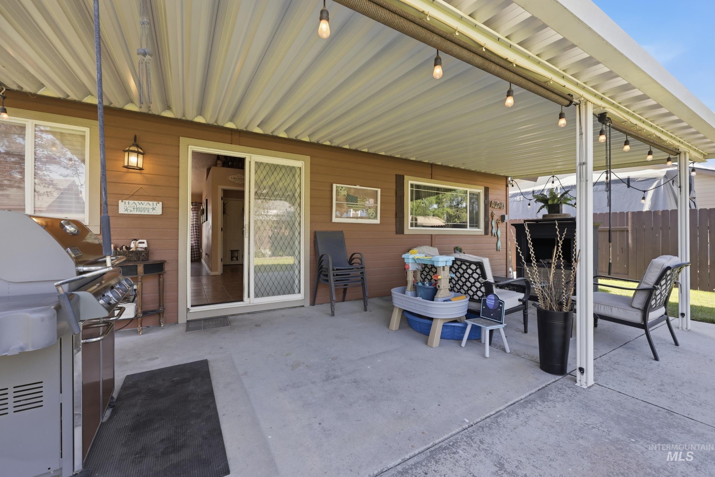 1317 N Shreveport, Meridian, Idaho 83642, 3 Bedrooms, 2 Bathrooms, Residential For Sale, Price $430,000,MLS 98991593