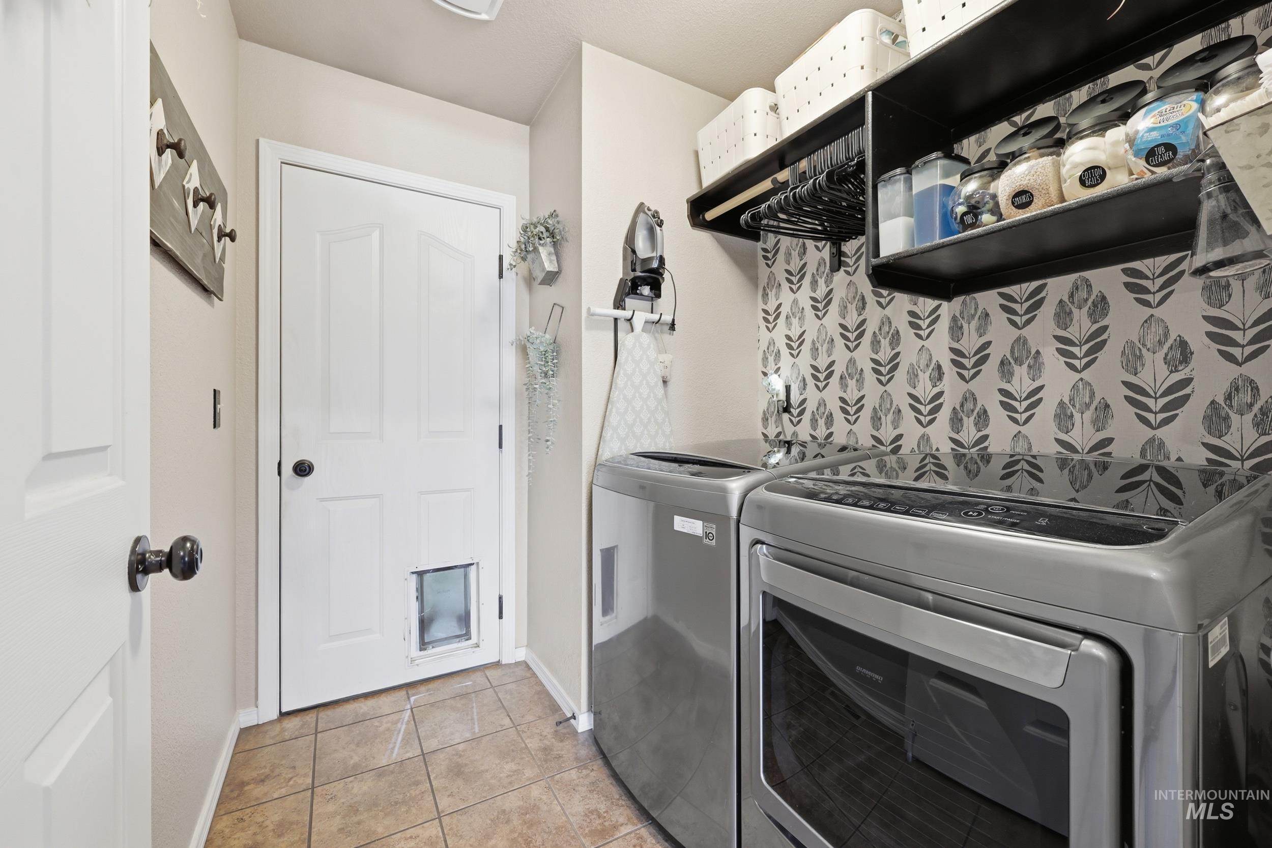 1317 N Shreveport, Meridian, Idaho 83642, 3 Bedrooms, 2 Bathrooms, Residential For Sale, Price $430,000,MLS 98991593