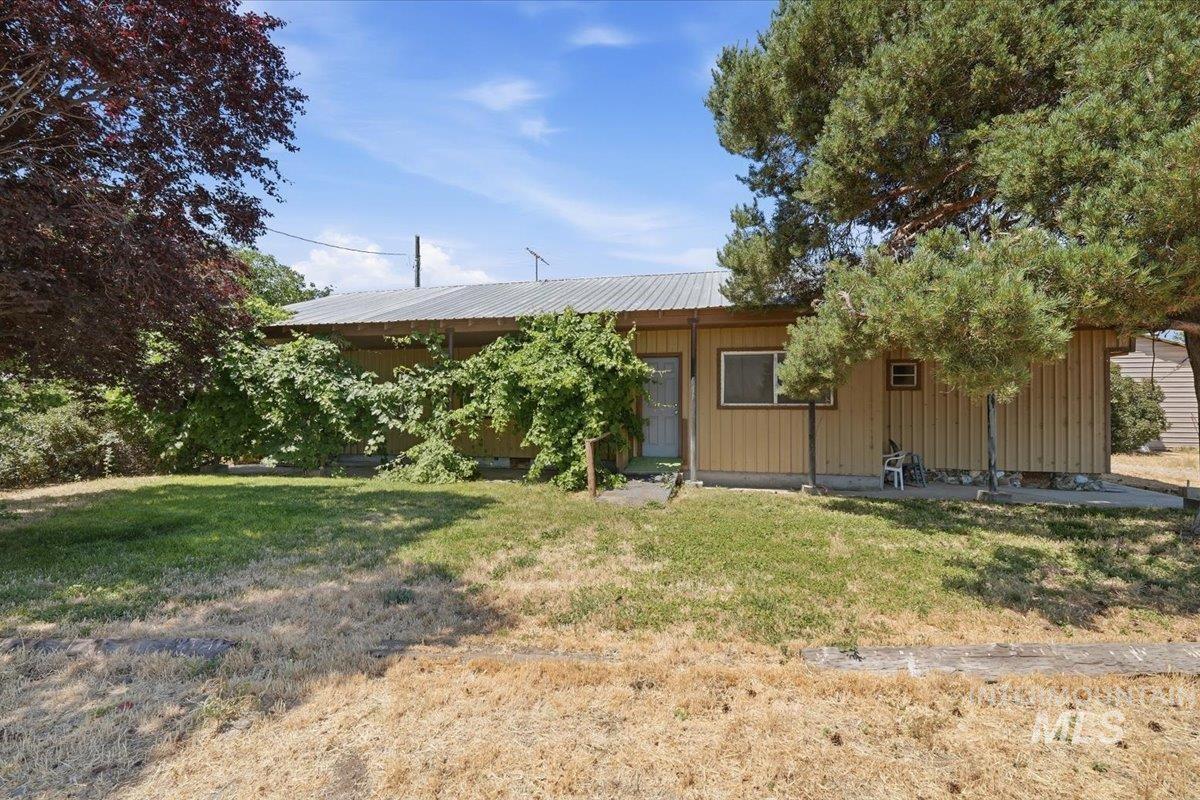 18177 Batt Corner, Wilder, Idaho 83676, 3 Bedrooms, 2 Bathrooms, Residential For Sale, Price $398,000,MLS 98991594
