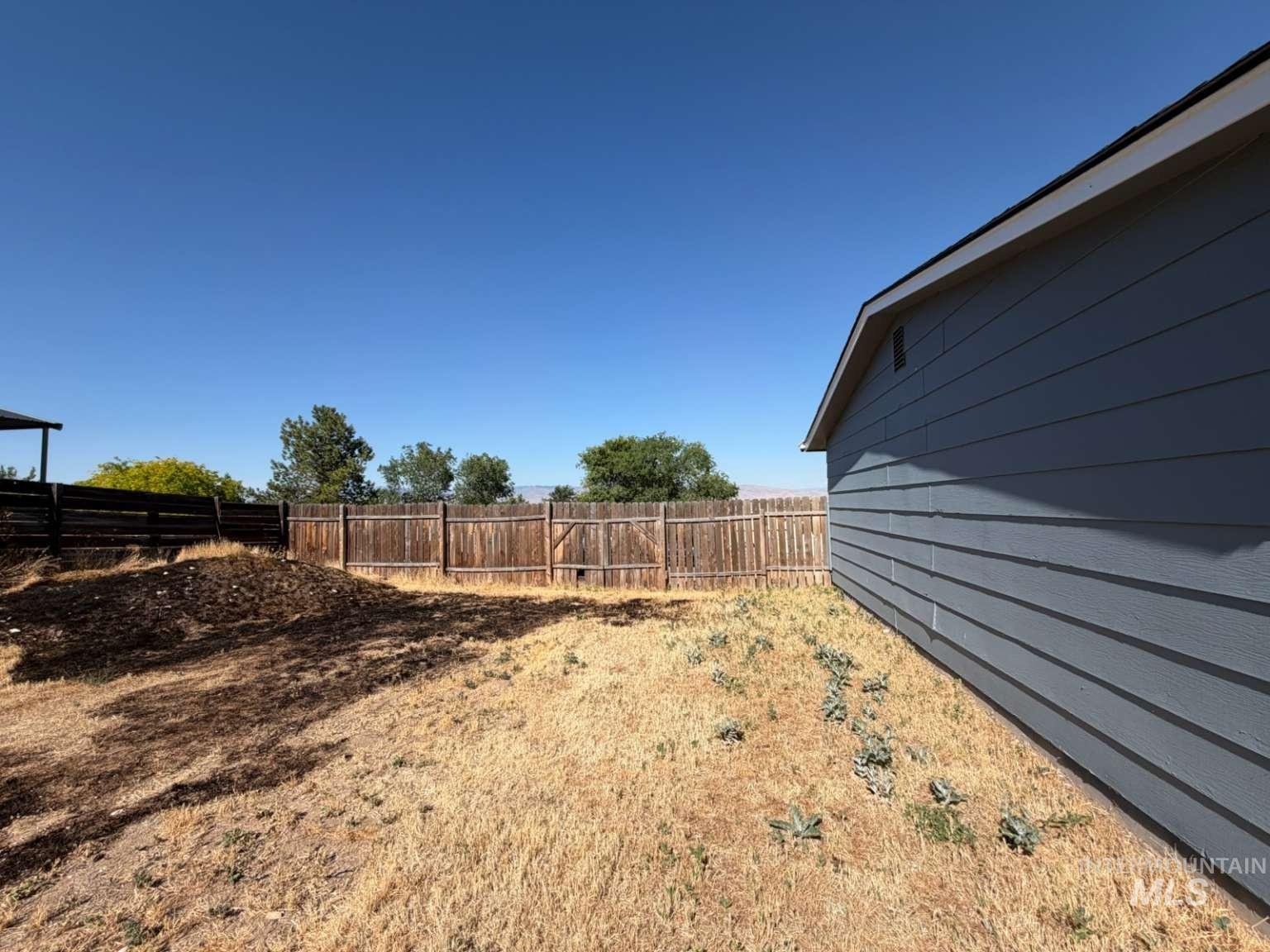 9951 W Fox Ridge Dr, Boise, Idaho 83709, 3 Bedrooms, 1 Bathroom, Residential For Sale, Price $394,900,MLS 98991596