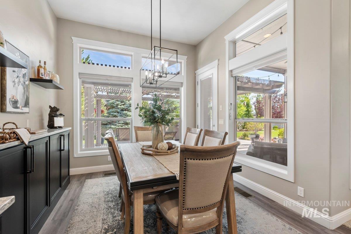 3820 W Daphne, Meridian, Idaho 83646, 7 Bedrooms, 3 Bathrooms, Residential For Sale, Price $899,900,MLS 98991601