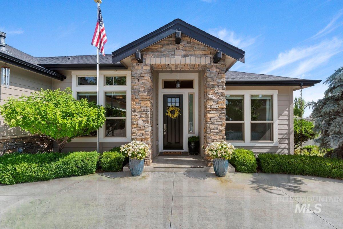 3820 W Daphne, Meridian, Idaho 83646, 7 Bedrooms, 3 Bathrooms, Residential For Sale, Price $899,900,MLS 98991601