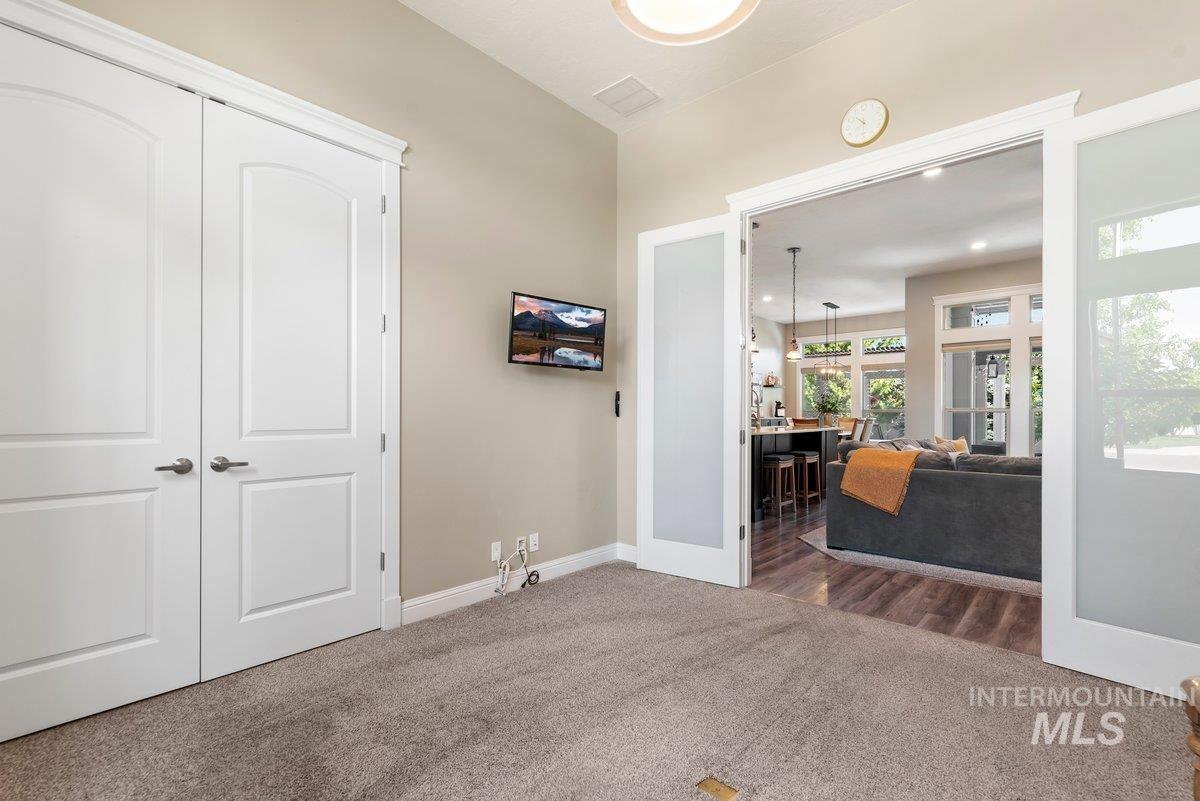 3820 W Daphne, Meridian, Idaho 83646, 7 Bedrooms, 3 Bathrooms, Residential For Sale, Price $899,900,MLS 98991601