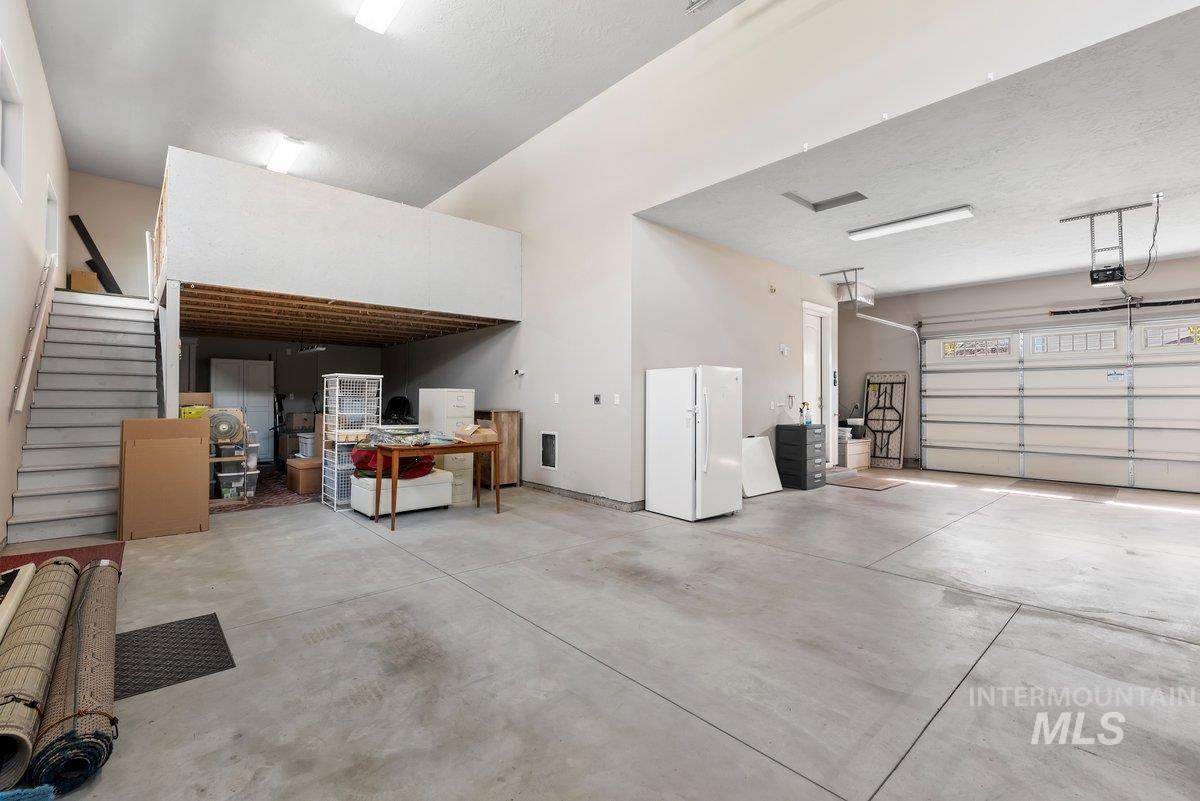 3820 W Daphne, Meridian, Idaho 83646, 7 Bedrooms, 3 Bathrooms, Residential For Sale, Price $899,900,MLS 98991601