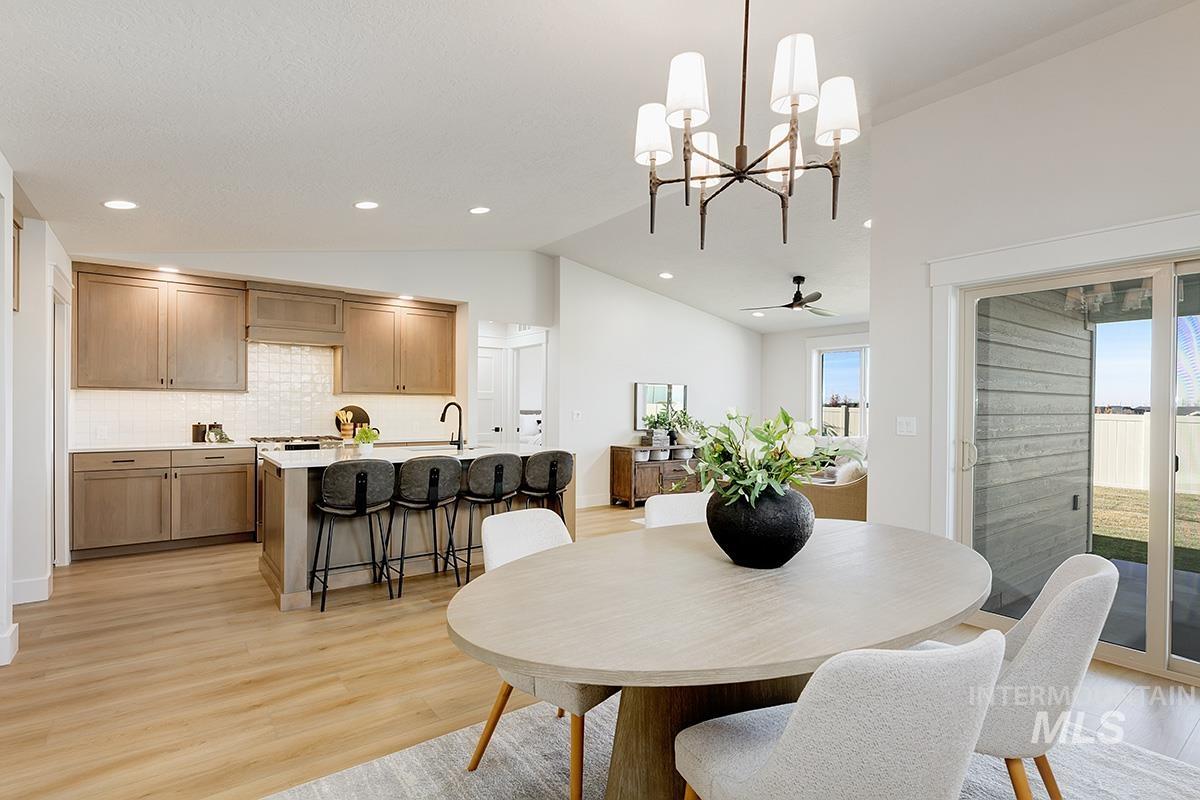 3703 E Cedarhurst Lane, Meridian, Idaho 83642, 3 Bedrooms, 2 Bathrooms, Residential For Sale, Price $524,800,MLS 98991602