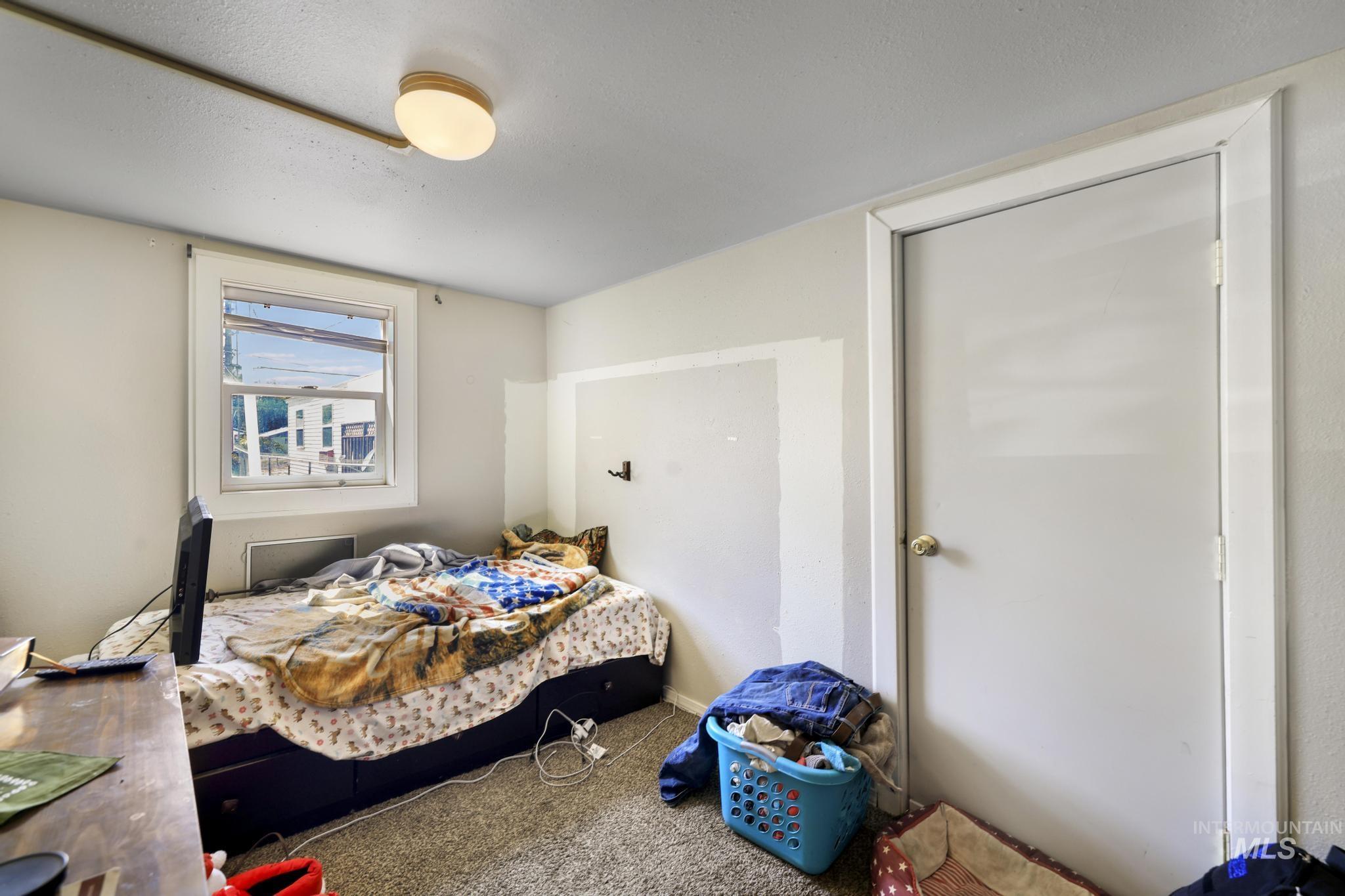 317 Idaho Street, Gooding, Idaho 83330, 2 Bedrooms, 1 Bathroom, Residential For Sale, Price $199,900, 98991603
