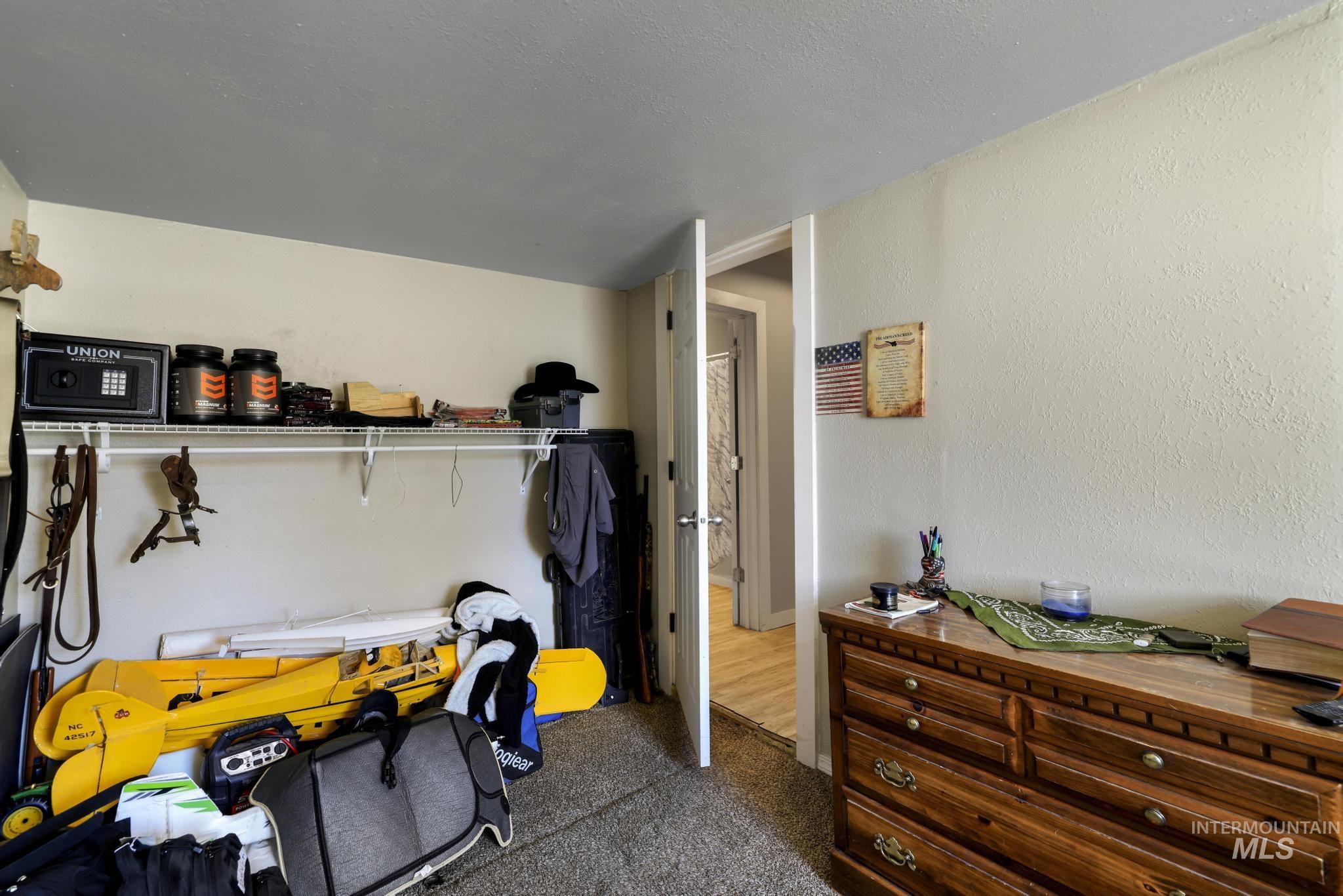317 Idaho Street, Gooding, Idaho 83330, 2 Bedrooms, 1 Bathroom, Residential For Sale, Price $199,900, 98991603