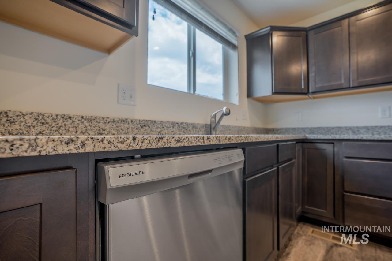 3710 N Centrepoint Way Bldg Q, Meridian, Idaho 83646, 3 Bedrooms, 2.5 Bathrooms, Residential Income For Sale, Price $1,195,000, 98991605